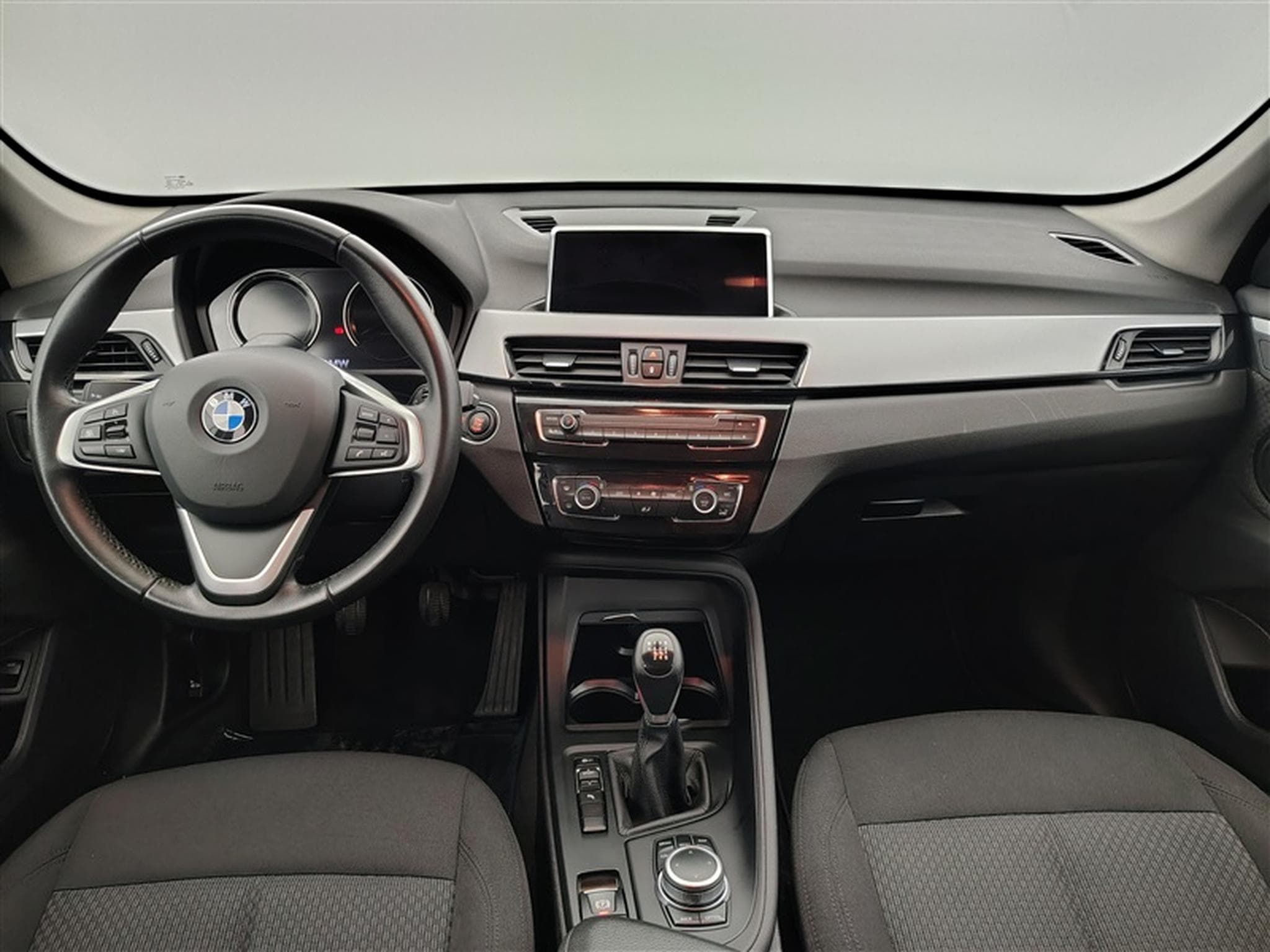 BMW X1 1.5 d sDrive16 Navi Pro / PDC av+ar (2022) - Foto 8