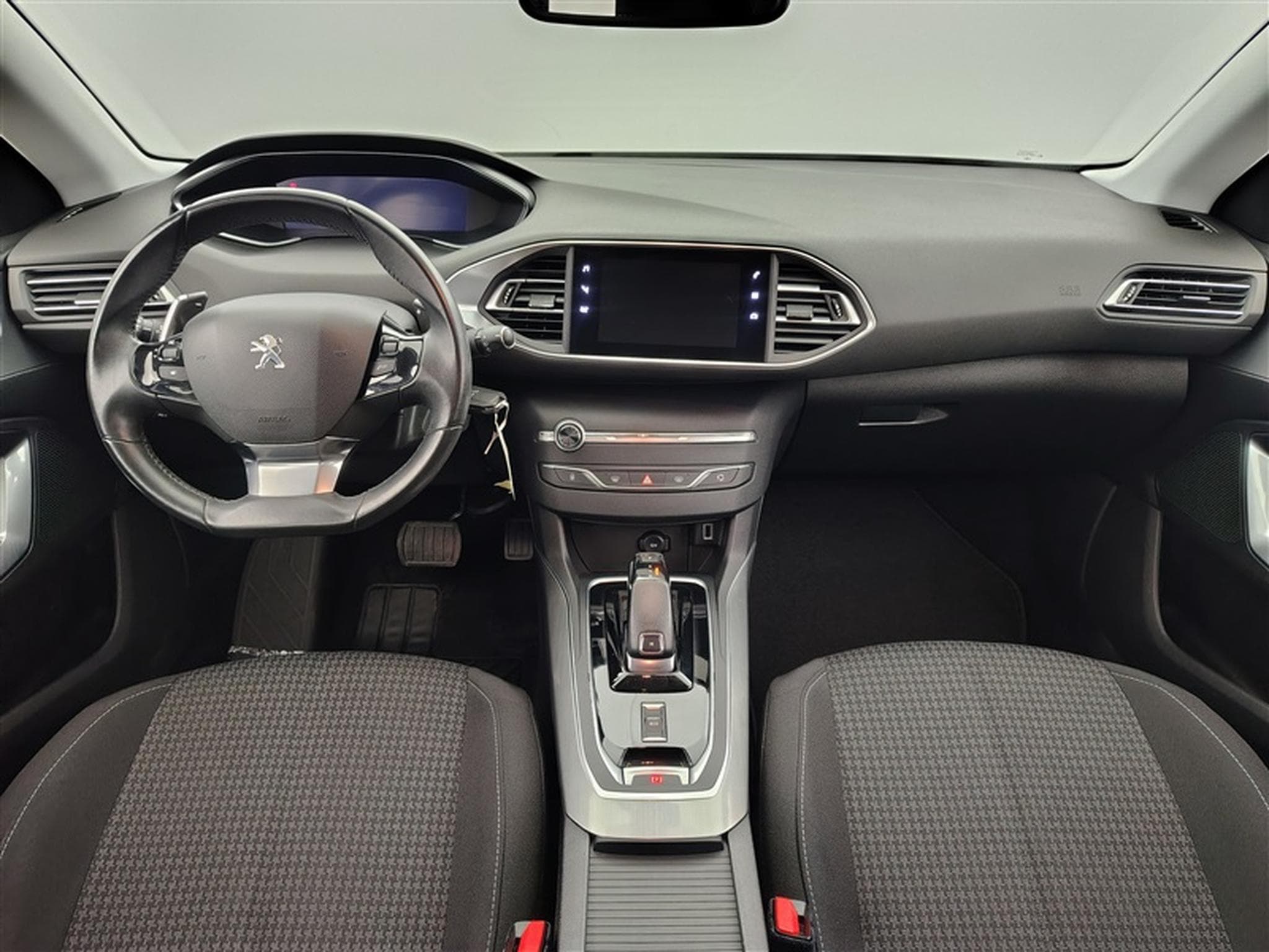 Peugeot 308 SW 1.5 BlueHDi Business Navi / PDC av+ar (2021) - Foto 8