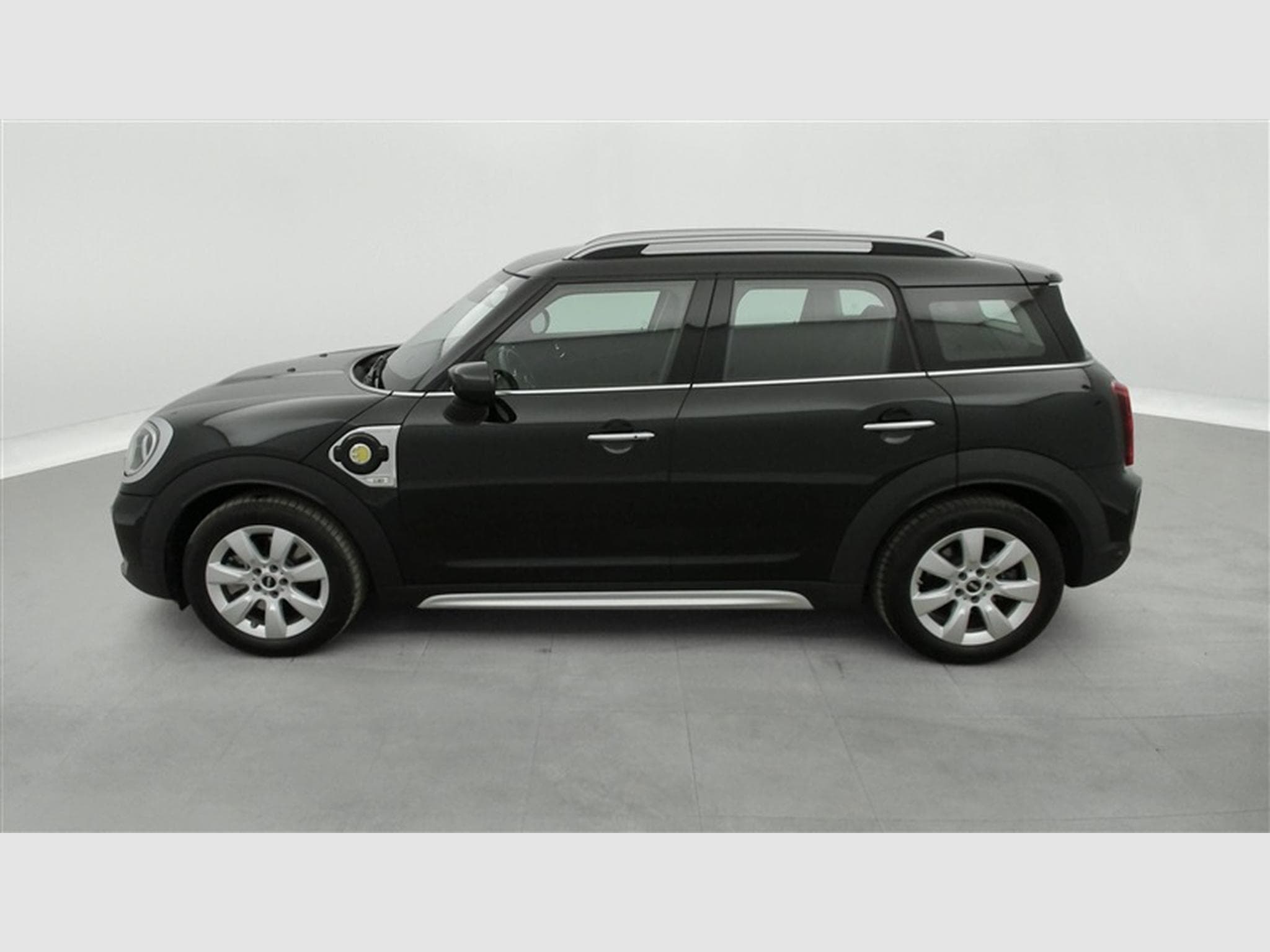 MINI Countryman SE All4 1.5A PHEV Cooper SE ALL4/NAVI/FULL LED/JA17/PDC (2023) - Photo 3
