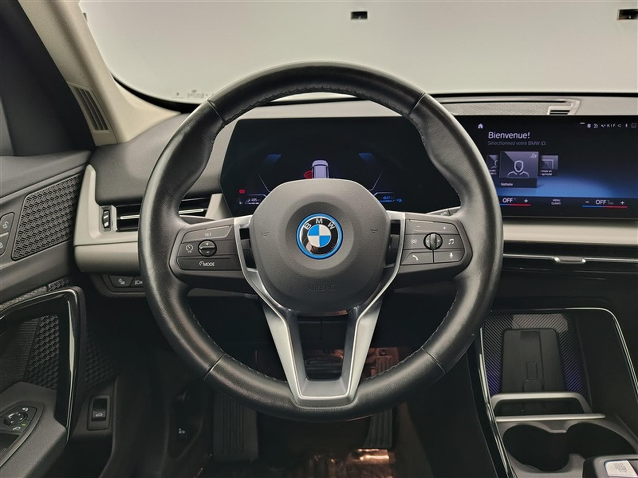 BMW X1 1.5iA PHEV 180 xDrive25e NAVI / FULL LED (2024) - Foto 9