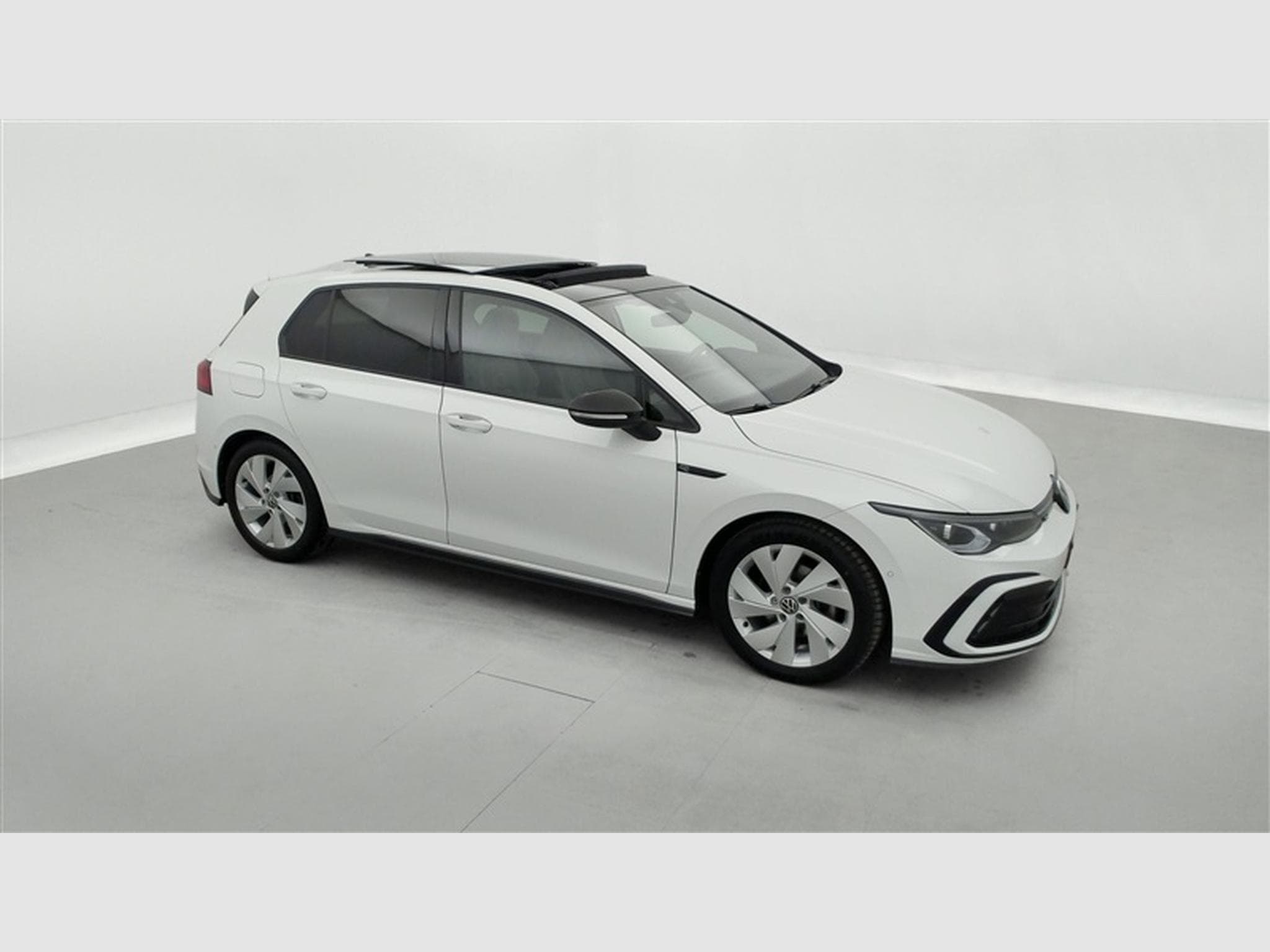 VW Golf 1.5 eTSI 150cv DSG R-Line NAVI / CAMERA / CARPLAY / TO PANO (2024) - Foto 24