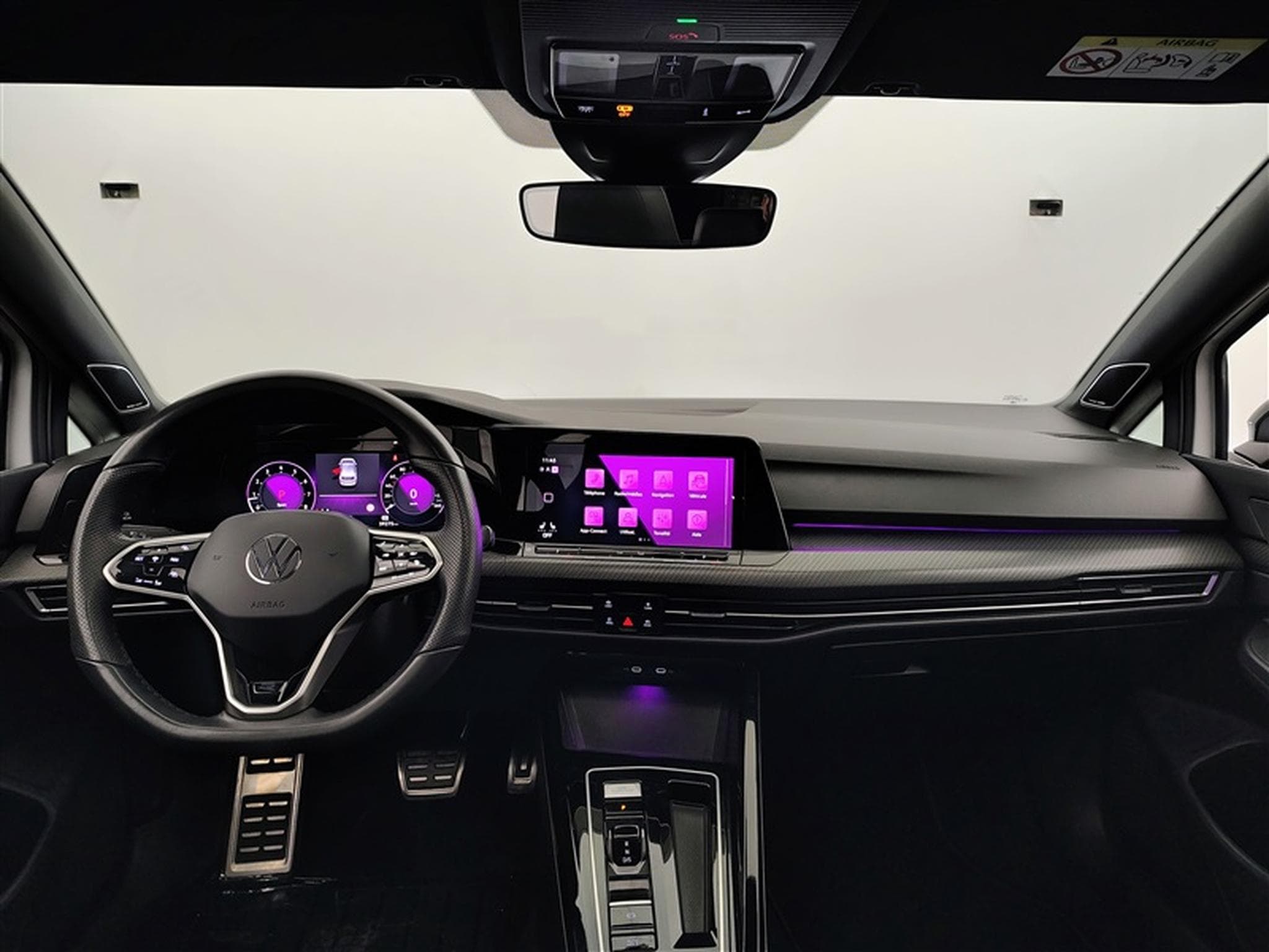 VW Golf 1.5 eTSI 150cv DSG R-Line NAVI / CAMERA / CARPLAY / TO PANO (2024) - Foto 8
