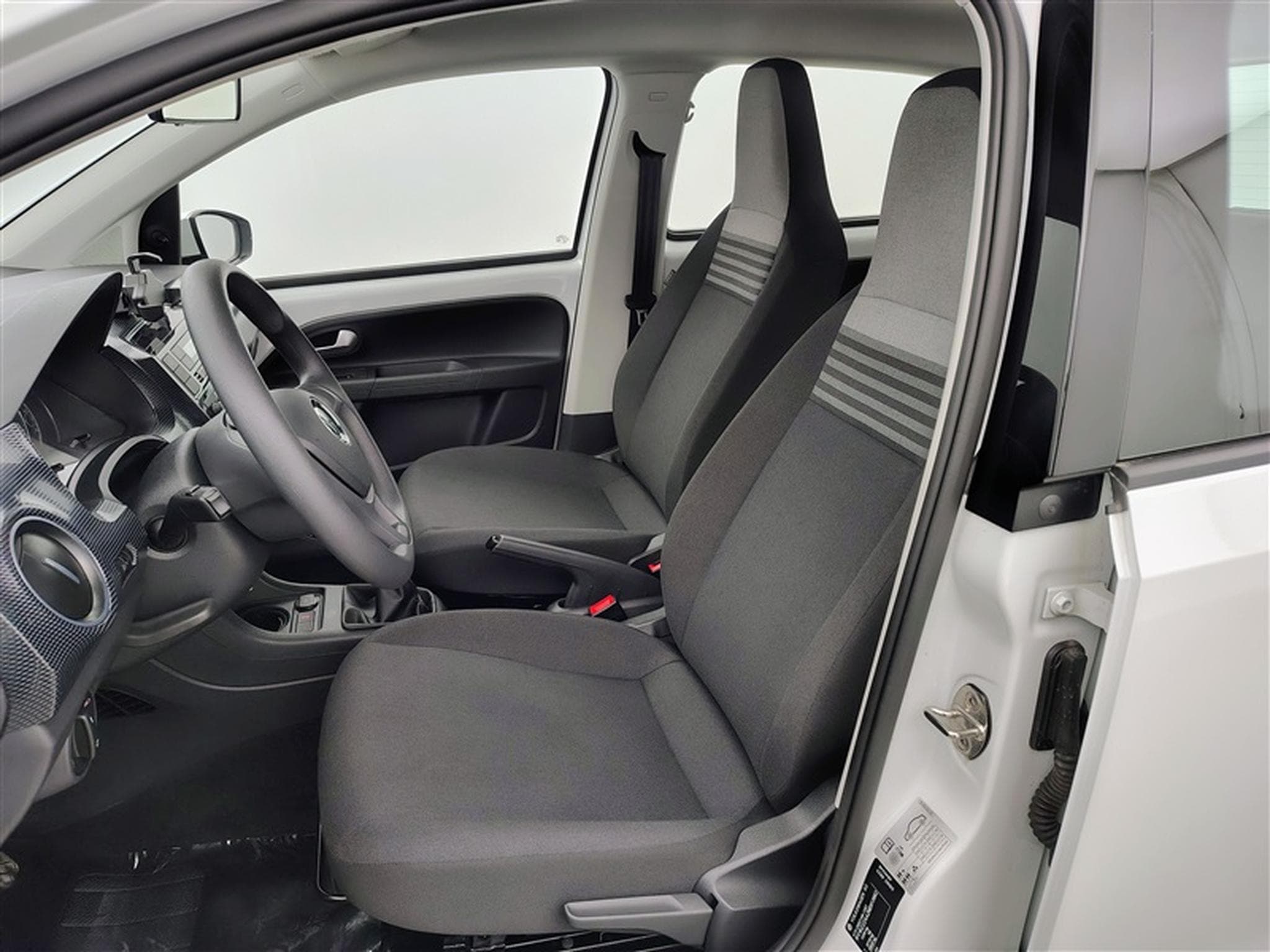 VW UP 1.0i Up! MOVE/AIRCO/PDC (2021) - Foto 7