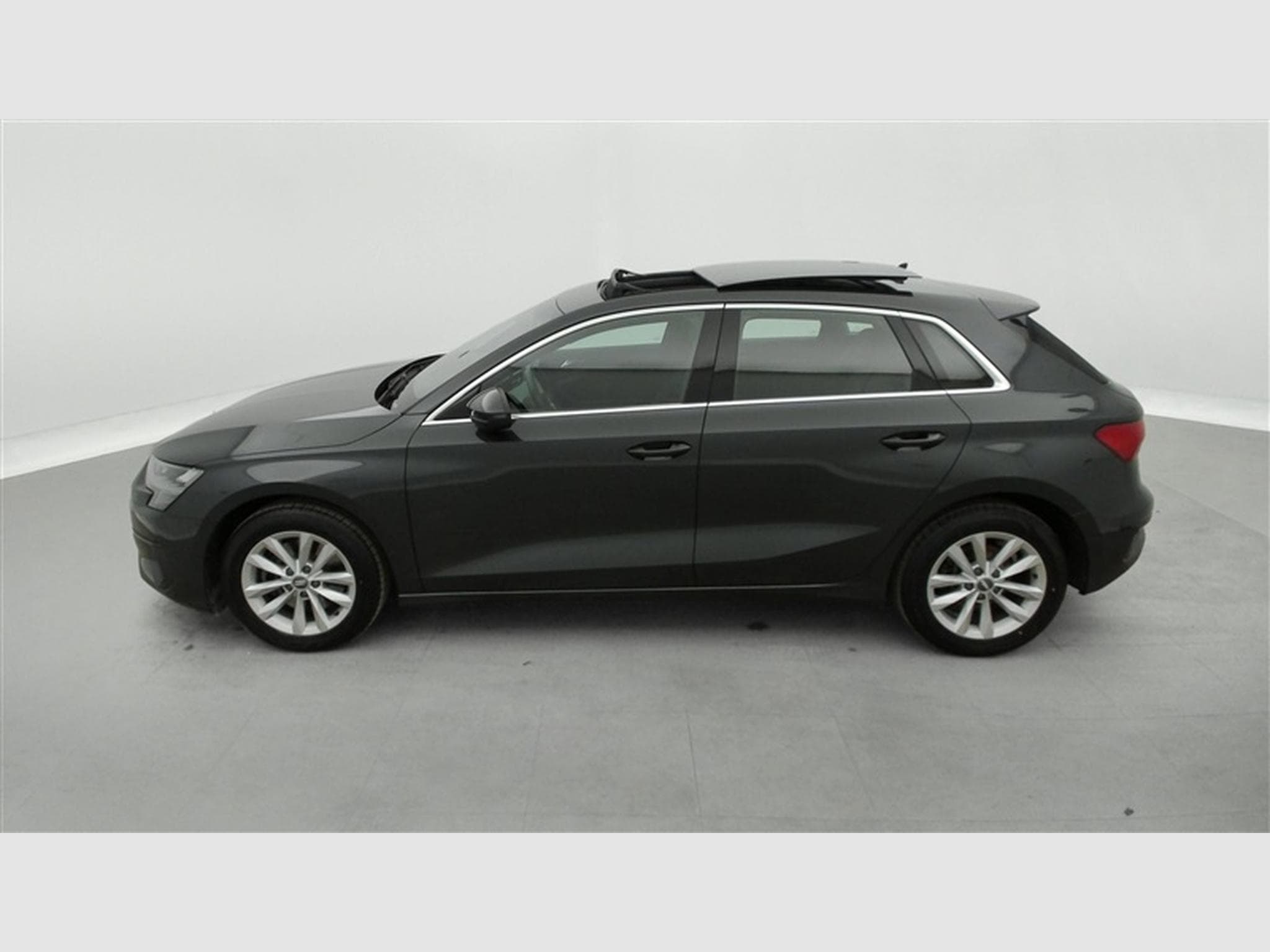 Audi A3 35 TFSI Design NAVI/FULL LED/TO PANO/JA/PDC (2020) - Foto 3