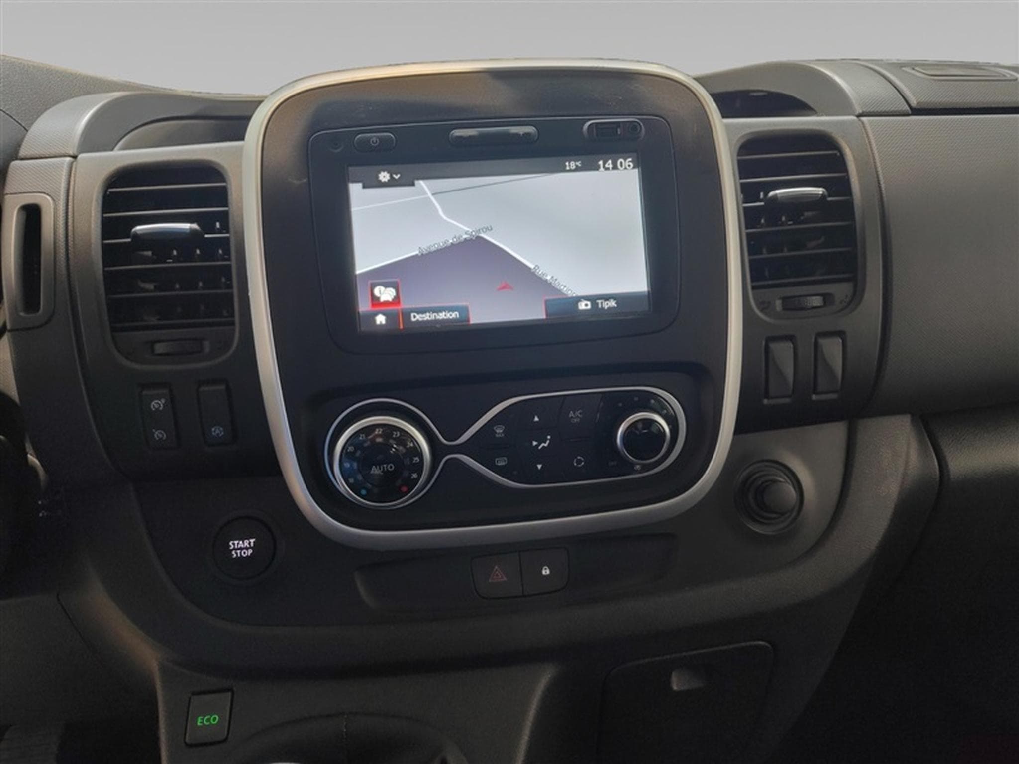 Renault Trafic 2.0 dCi 29 L2H1 Confort (EU6d) (2021) - Foto 10