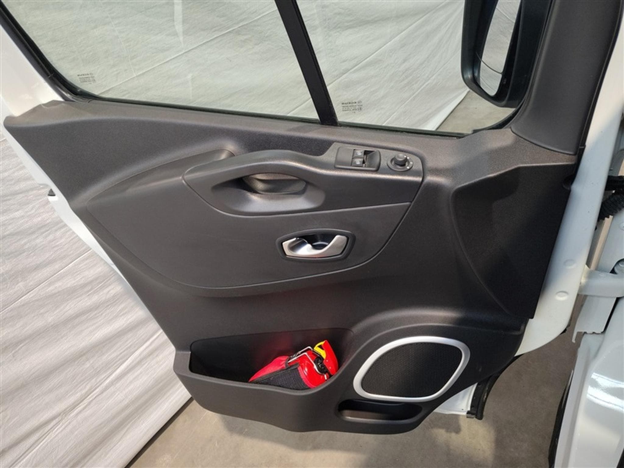 Renault Trafic 2.0 dCi 29 L2H1 Confort (EU6d) (2021) - Foto 15