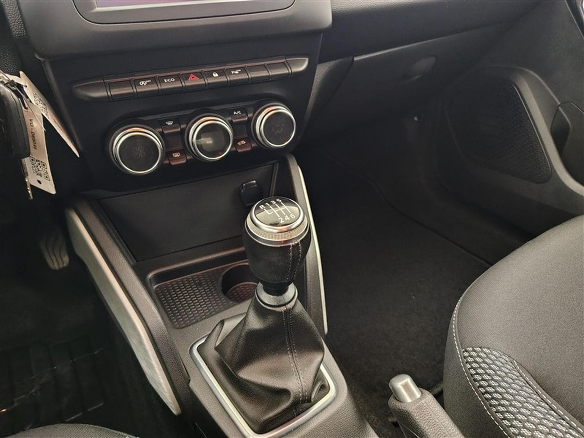 Dacia Duster 1.5 Blue dCi Prestige (2021) - Foto 12