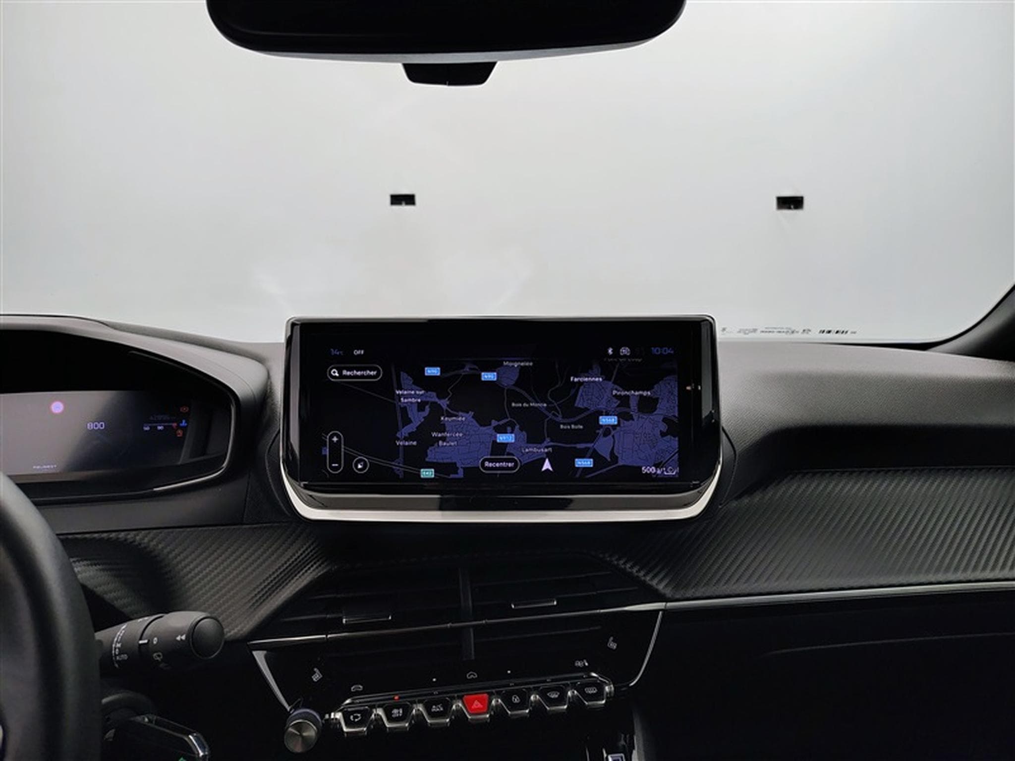 Peugeot 2008 1.2 PureTech Allure NAVI / FULL LED / CARPLAY / S-CUIR (2024) - Foto 11