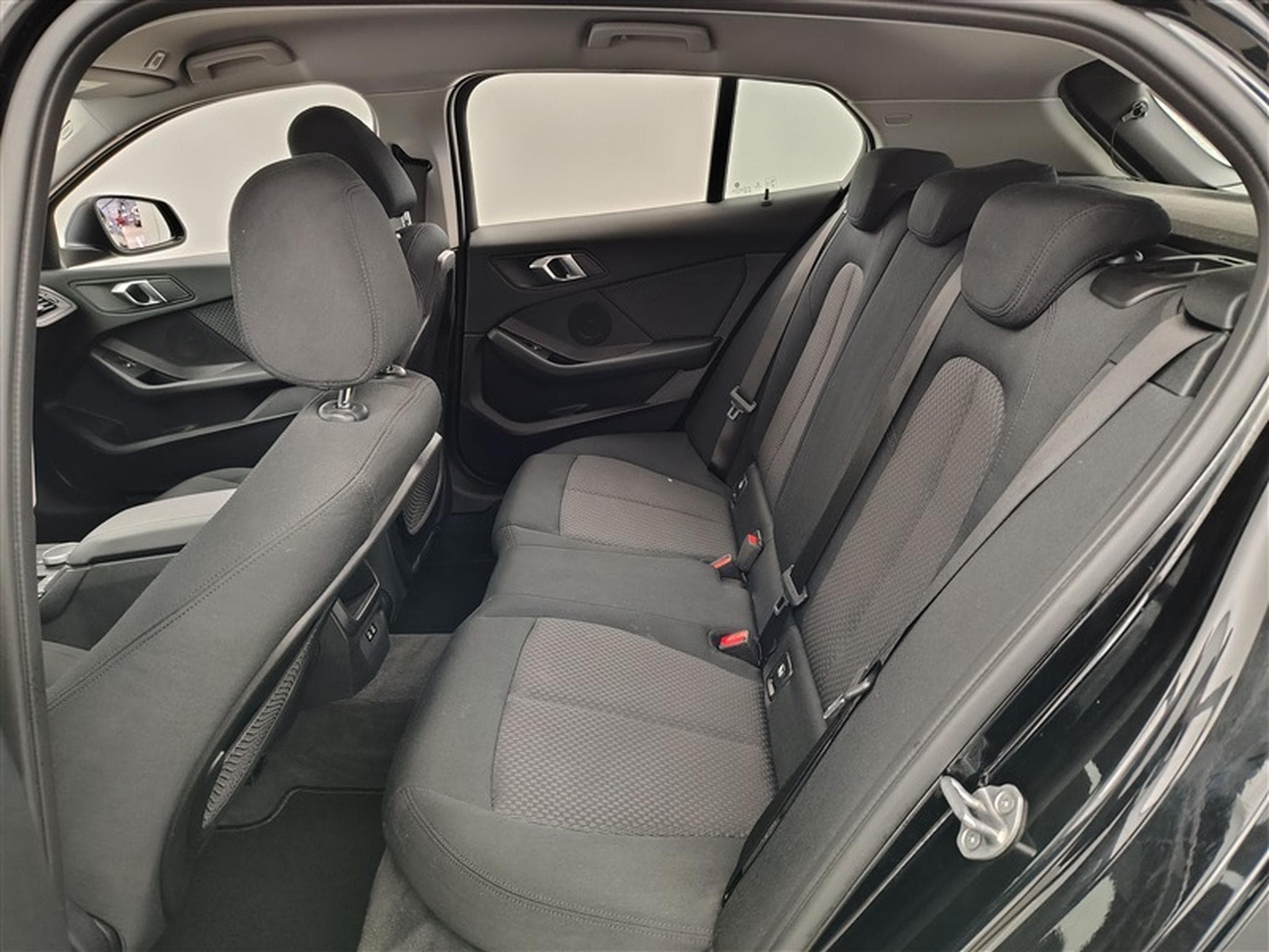 BMW 116 116 d Business NAVI/FULL LED/JA/PDC (2022) - Foto 13