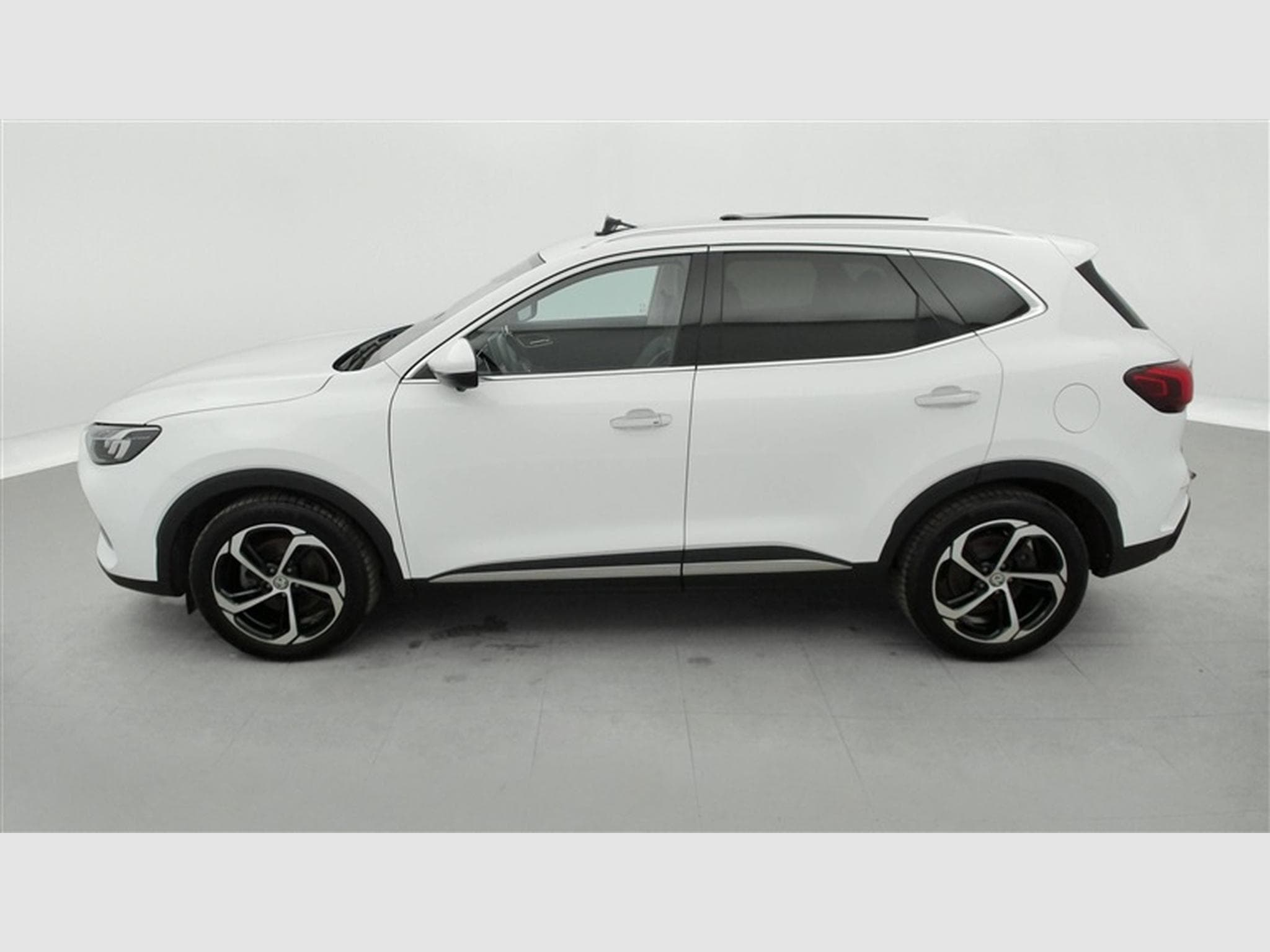 MG HS 1.5 T-GDi 160cv Luxury *NAVI/FULL LED/CUIR/TOIT PANO/CAM* (2024) - Foto 3