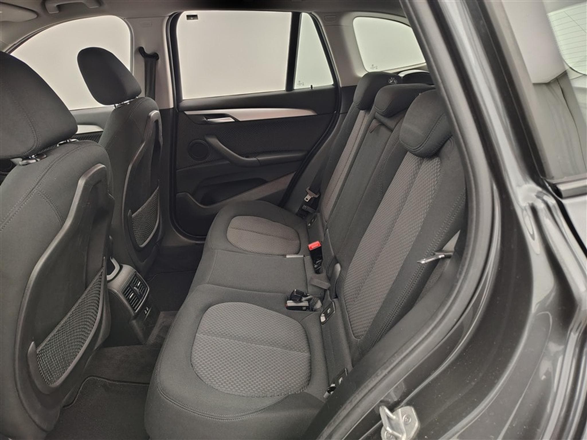 BMW X1 1.5 d sDrive16 Navi / Led / PDC av+ar (2021) - Foto 13