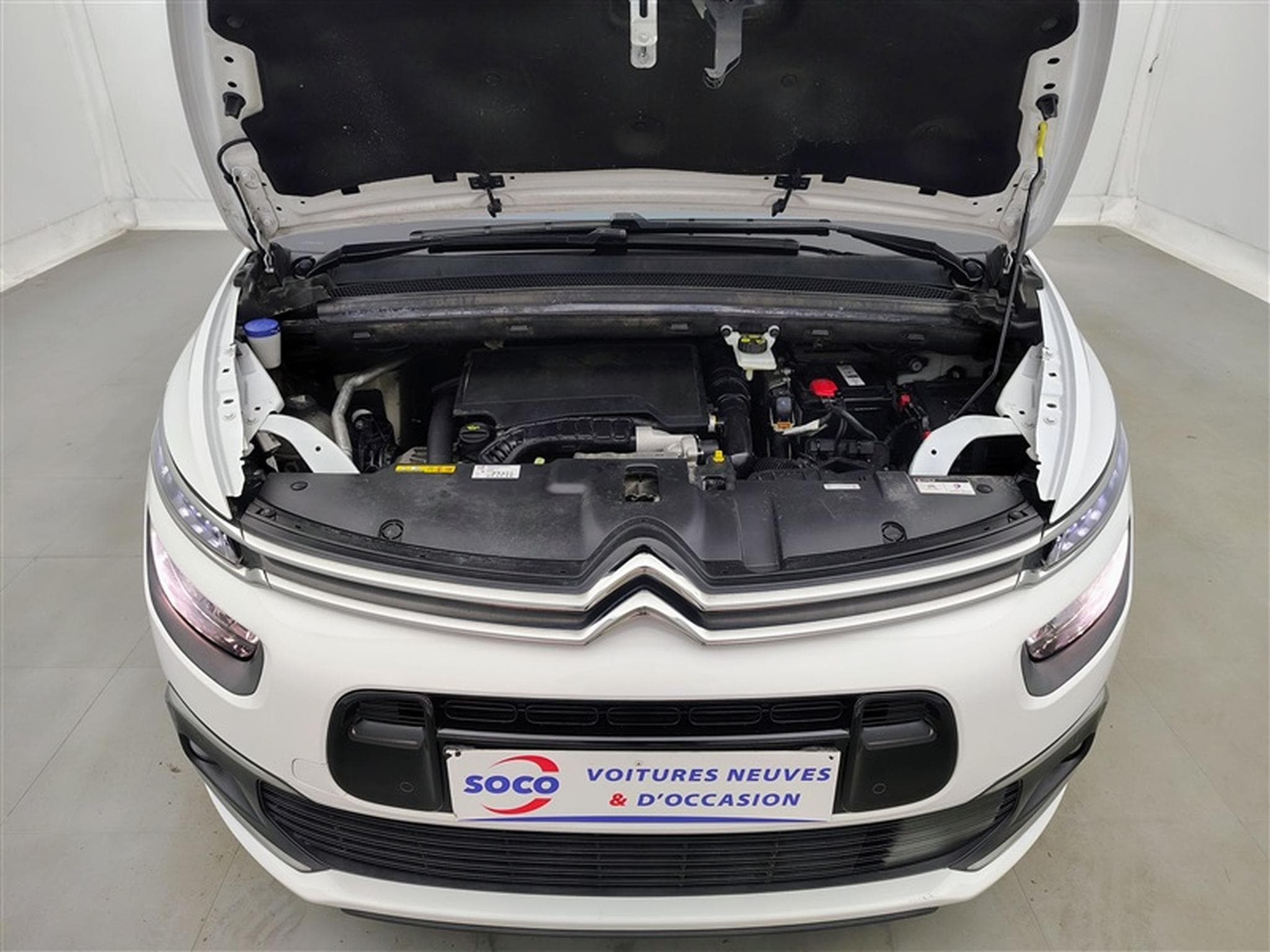 Citroen C4 SpaceTourer 1.2 PureTech 130cv Shine NAVI / CUIR / CAMERA / JA 17" (2019) - Foto 23