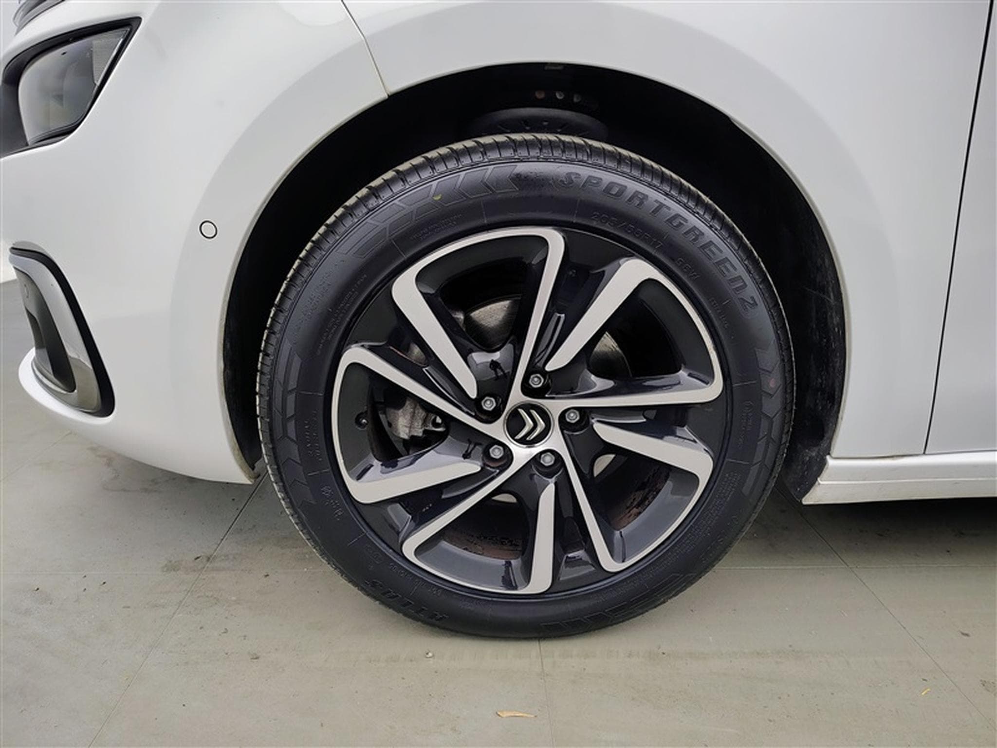 Citroen C4 SpaceTourer 1.2 PureTech 130cv Shine NAVI / CUIR / CAMERA / JA 17" (2019) - Foto 6