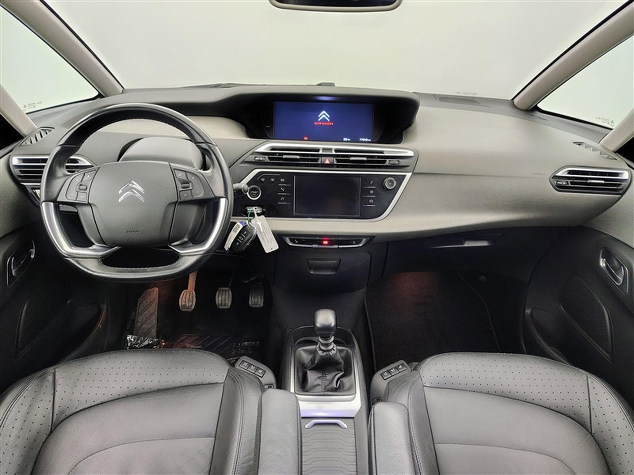 Citroen C4 SpaceTourer 1.2 PureTech 130cv Shine NAVI / CUIR / CAMERA / JA 17" (2019) - Foto 8