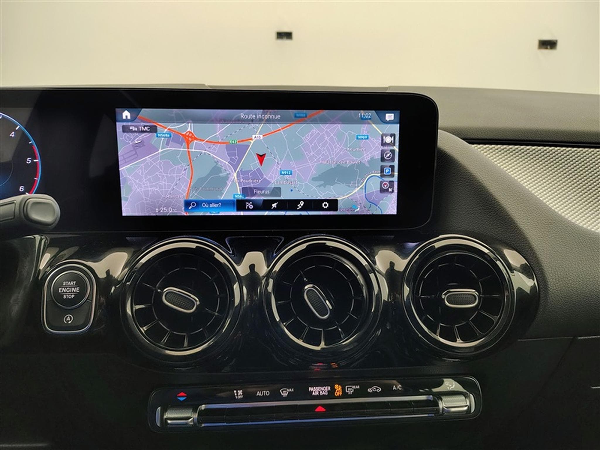 Mercedes GLA 180 180 d Business Line S-CUIR/NAVI/JA17/PDC (2022) - Foto 11