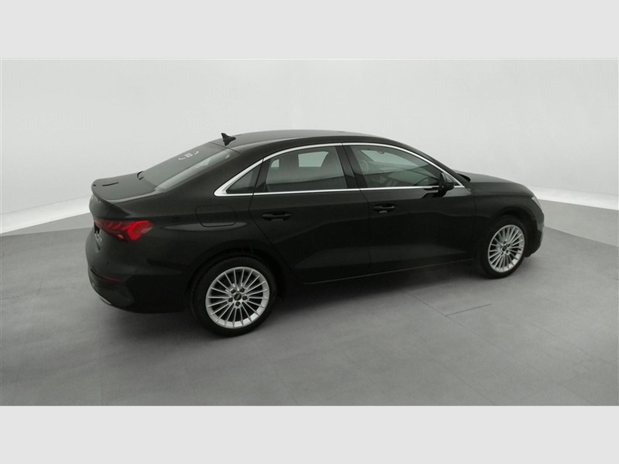 Audi A3 30 TFSI Advanced S tronic Navi / Led / PDC (2023) - Foto 24