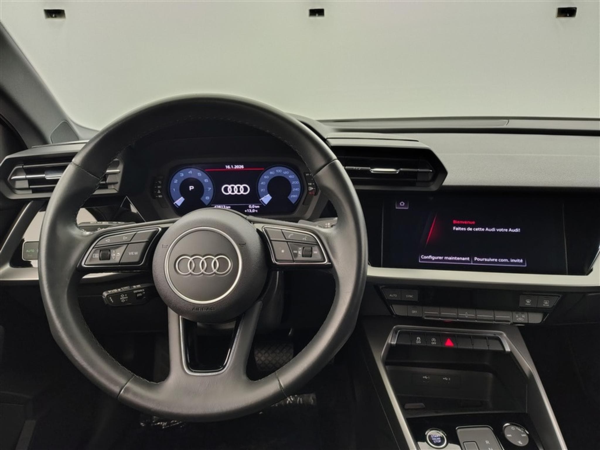 Audi A3 30 TFSI Advanced S tronic Navi / Led / PDC (2023) - Foto 9