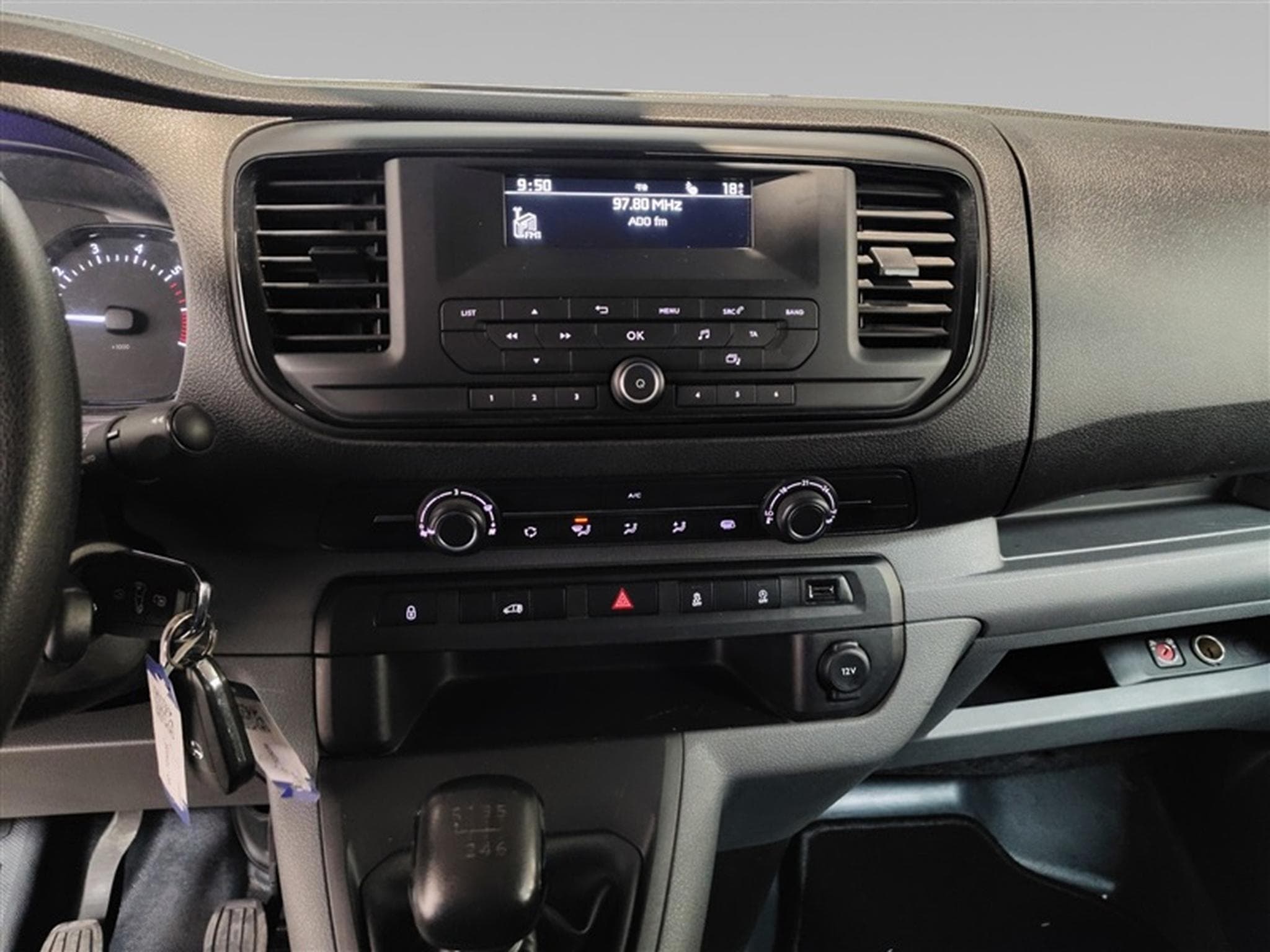 Toyota Proace 2.0 D-4D Long Comfort Equip à vérif (2022) - Foto 11