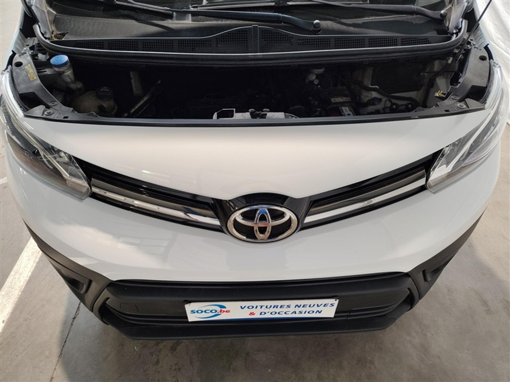 Toyota Proace 2.0 D-4D Long Comfort Equip à vérif (2022) - Foto 17