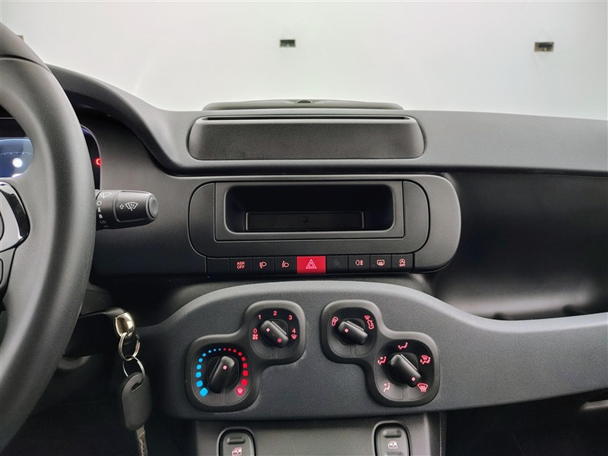 Fiat Panda 1.0i MHEV City Life CLIM / PDC AR (2026) - Photo 10