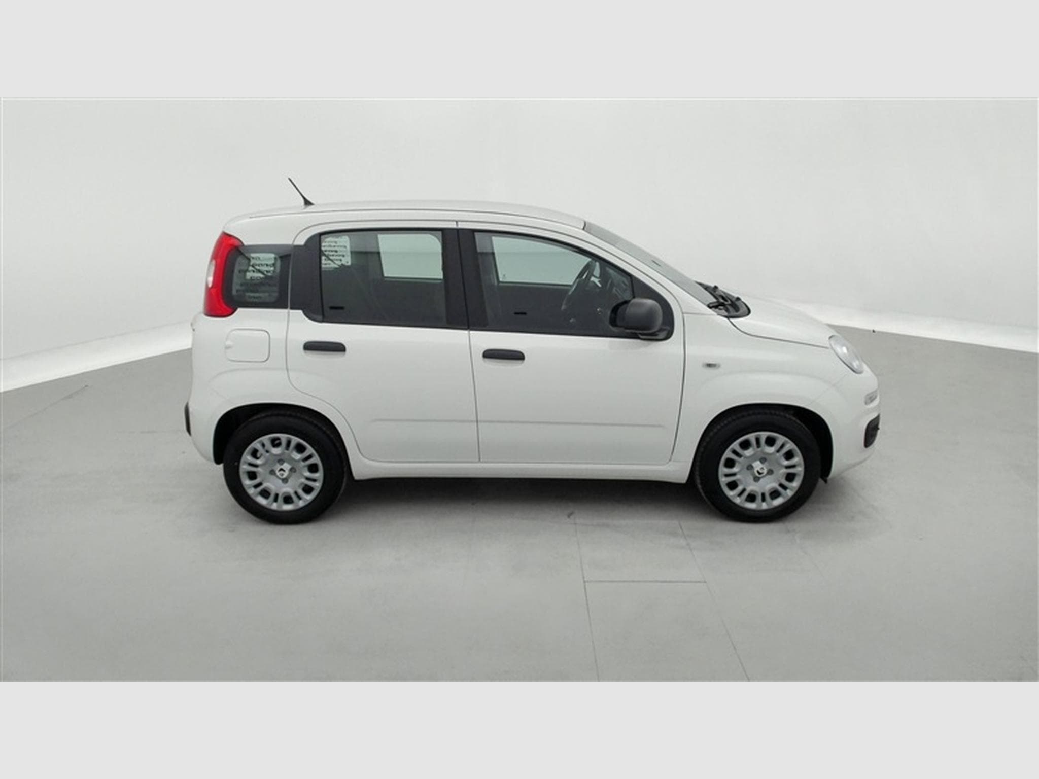 Fiat Panda 1.0i MHEV City Life CLIM / PDC AR (2026) - Photo 21