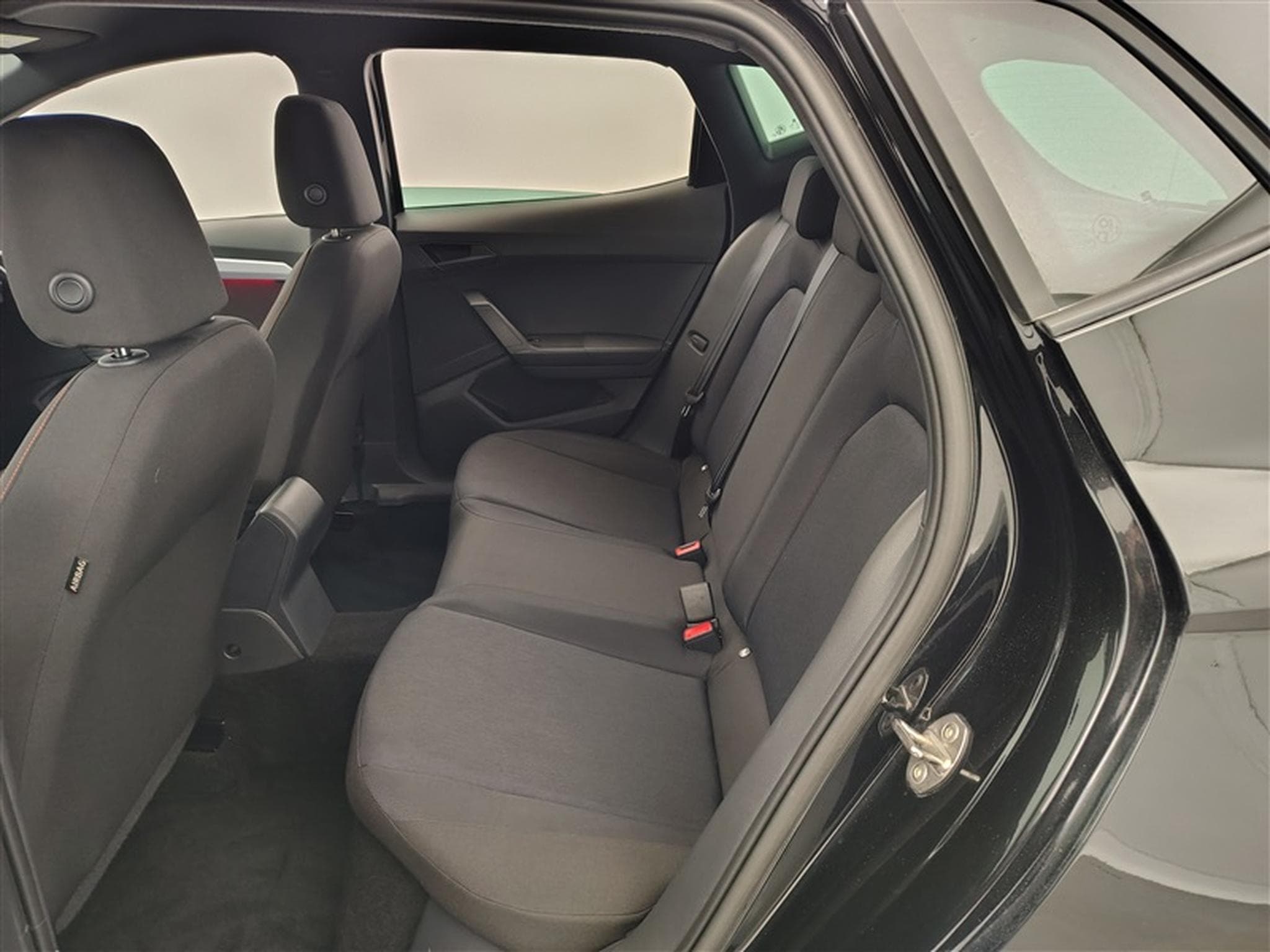 Seat Ibiza 1.0 TSI 95Cv FR CARPLAY / FULL LED / ALU / PDC (2025) - Photo 13