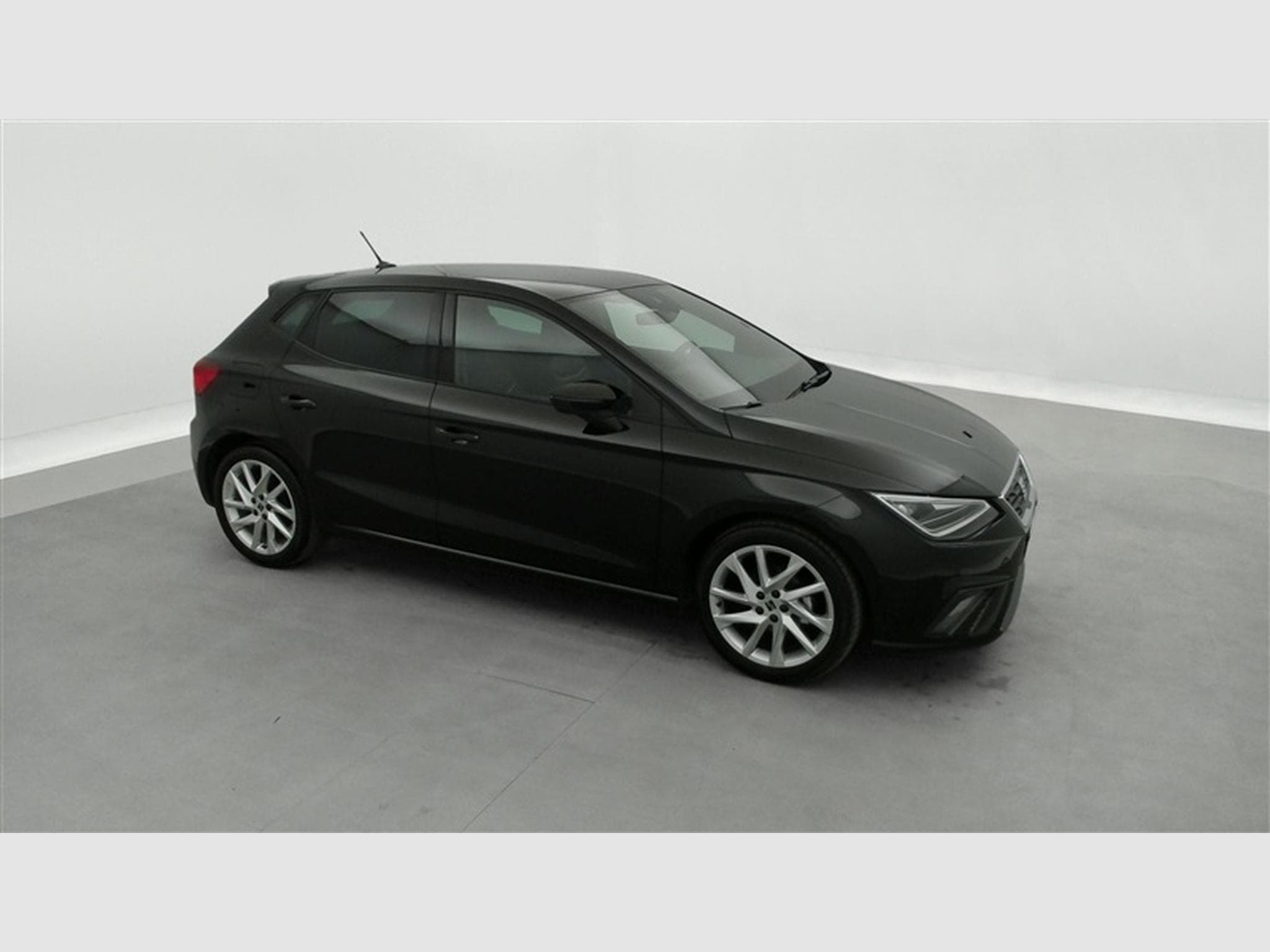Seat Ibiza 1.0 TSI 95Cv FR CARPLAY / FULL LED / ALU / PDC (2025) - Photo 23