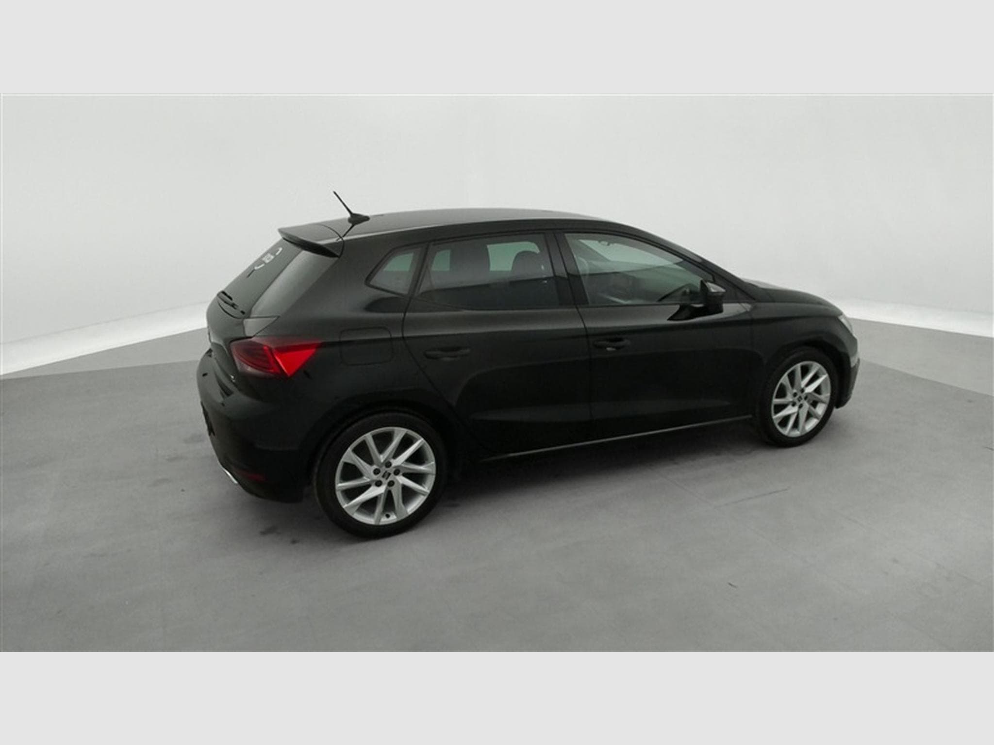 Seat Ibiza 1.0 TSI 95Cv FR CARPLAY / FULL LED / ALU / PDC (2025) - Photo 25