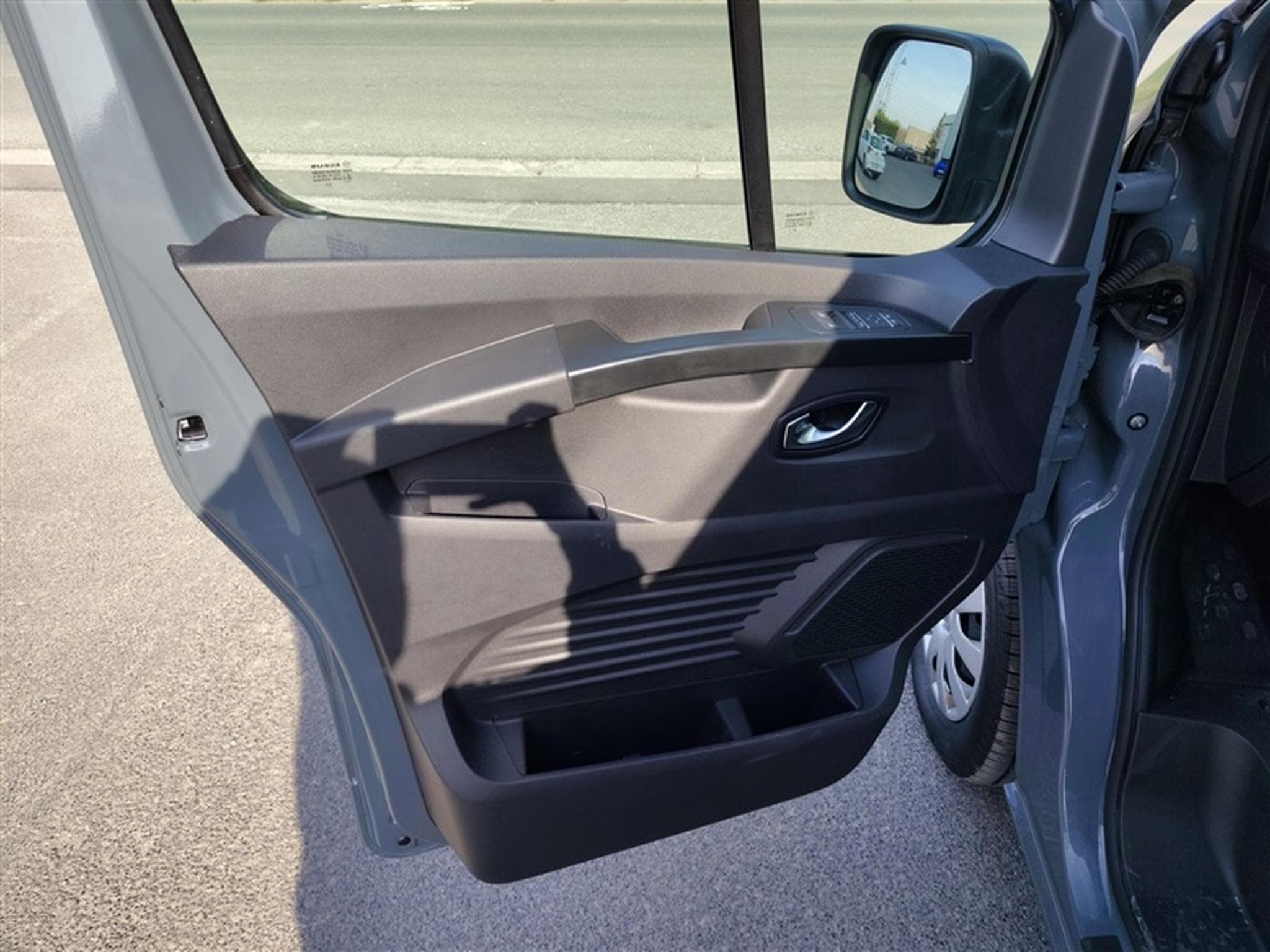 Renault Trafic Renault Trafic L2H1 /Clim/CarPlay/PDC/Caméra (2023) - Photo 16