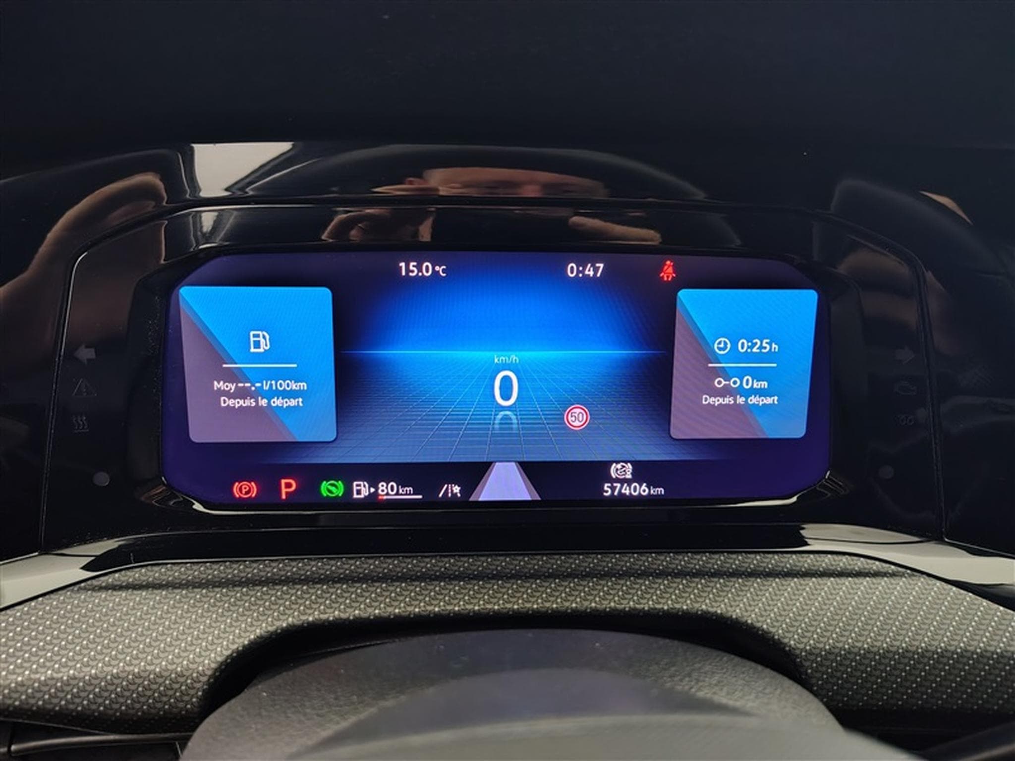 VW Golf 1.5 eTSI 150cv DSG R-Line NAVI / FULL LED / TOIT PANO / CAM (2024) - Photo 10