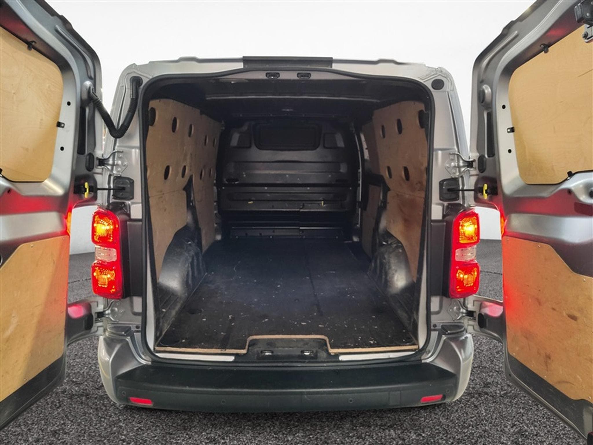 Opel Vivaro 2.0 TD 145cv AUTO L3H1 3pl. NAVI / CARPLAY / CAMERA (2023) - Photo 15
