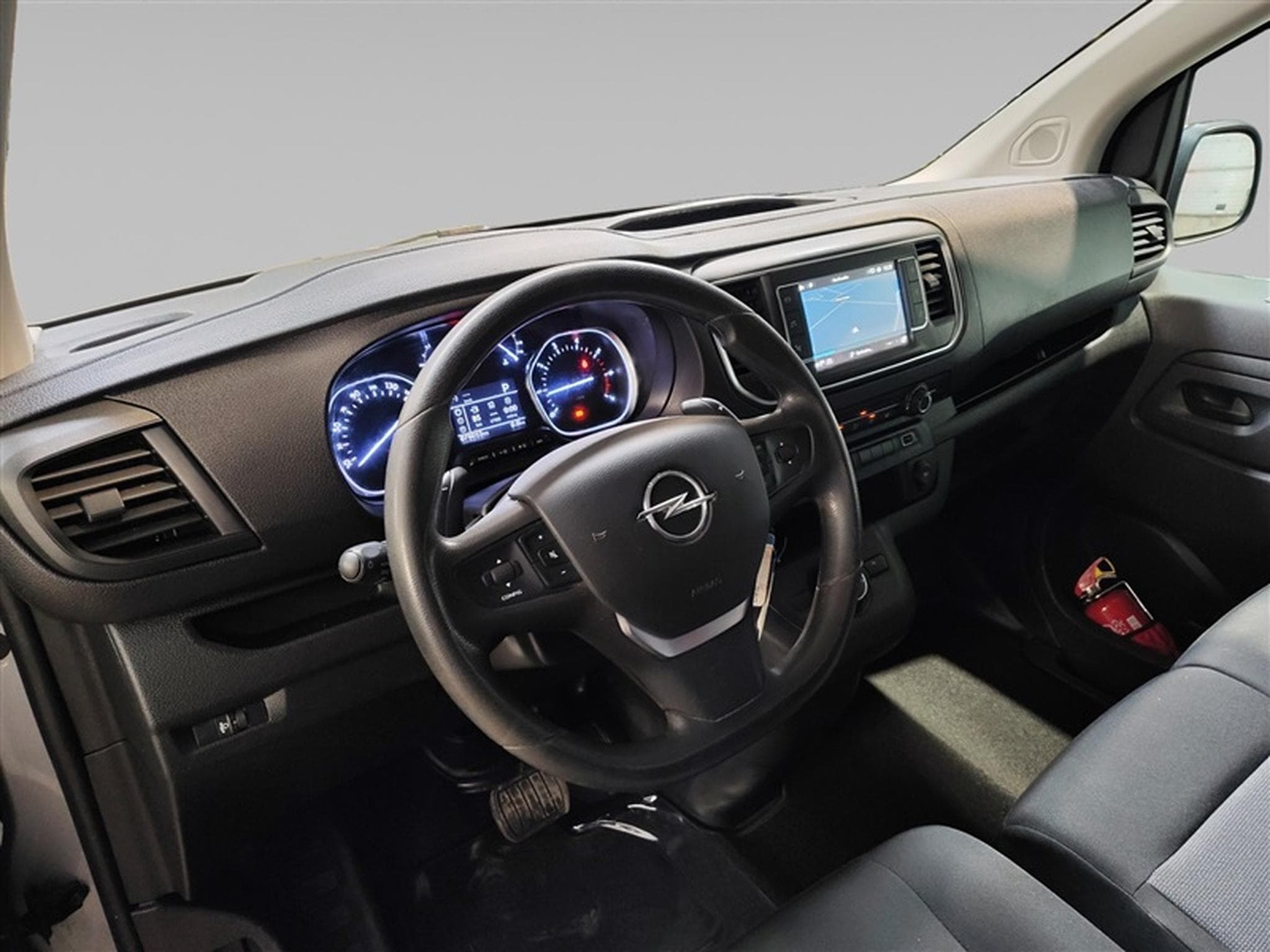 Opel Vivaro 2.0 TD 145cv AUTO L3H1 3pl. NAVI / CARPLAY / CAMERA (2023) - Photo 8