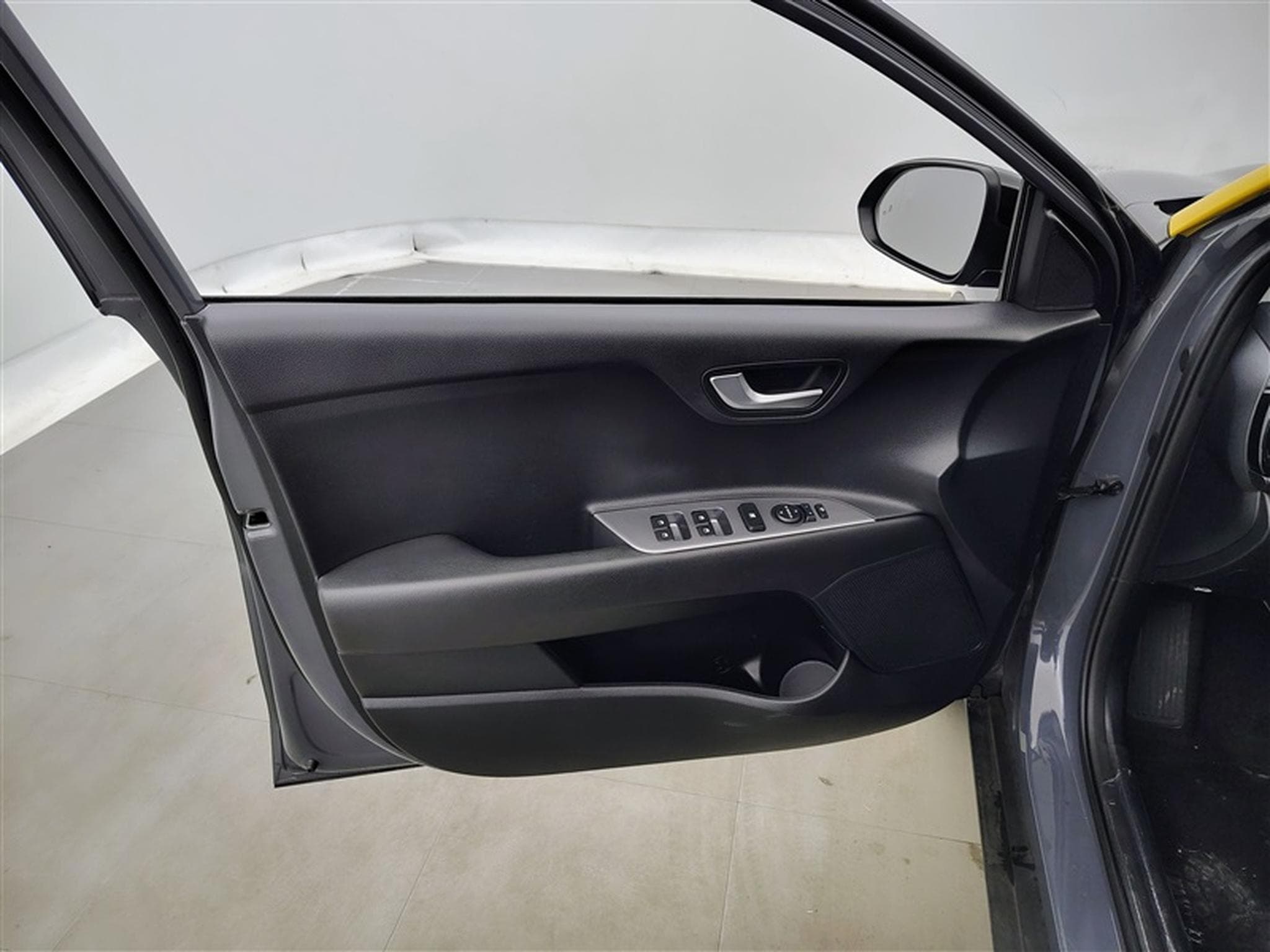 Kia Stonic 1.0 T GT Line ISG Navi/CarPlay/Caméra (2021) - Photo 16