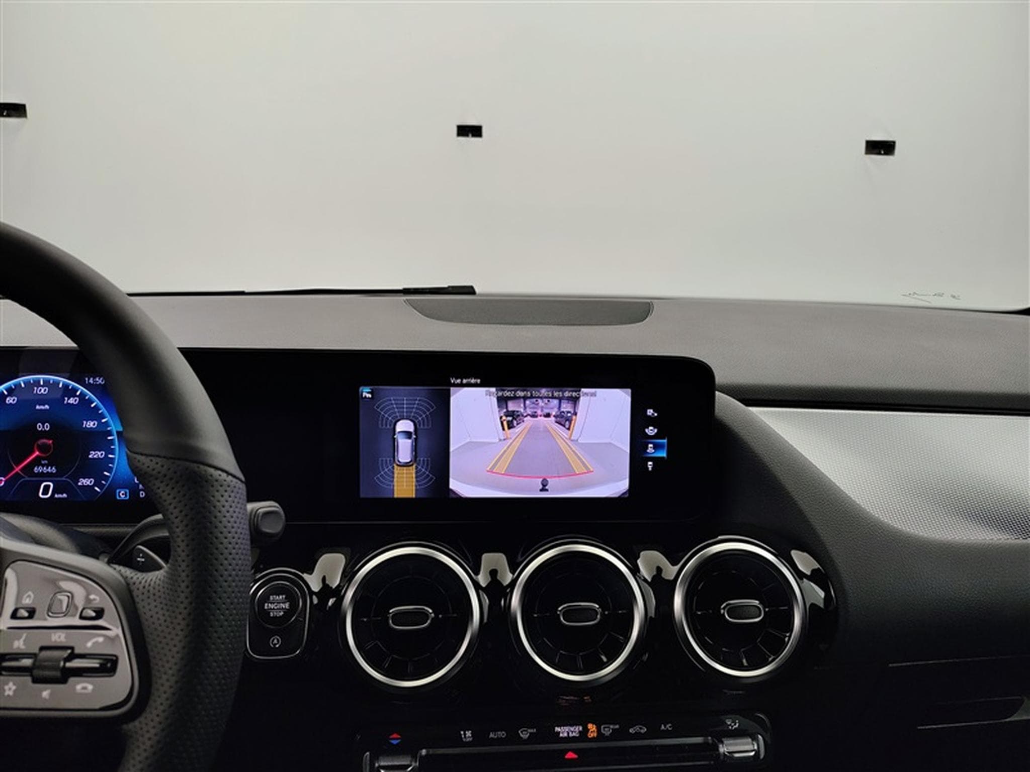 Mercedes B 180 Business Line CAM/CARPLAY/Attache rem (2023) - Photo 18