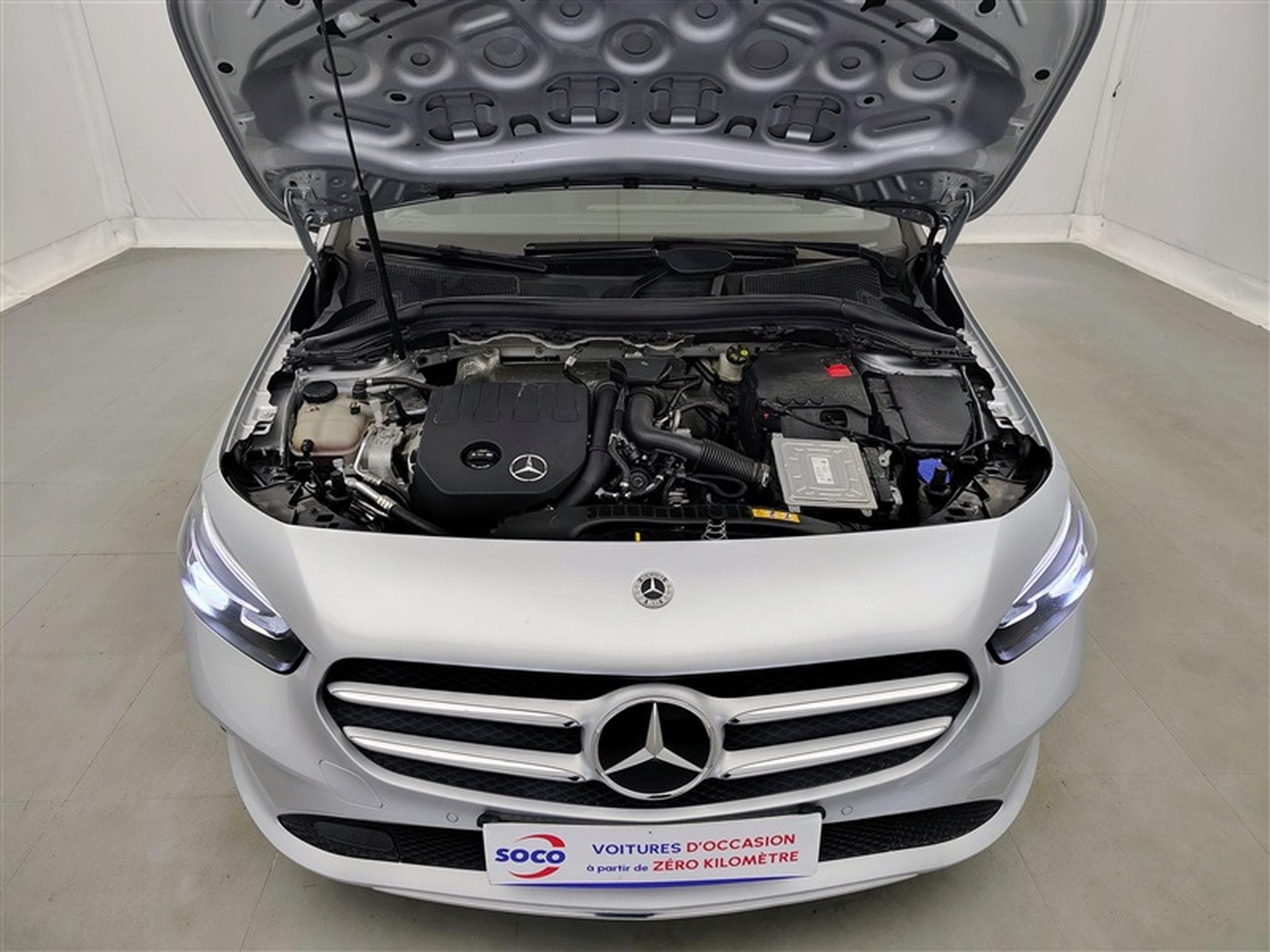 Mercedes B 180 Business Line CAM/CARPLAY/Attache rem (2023) - Photo 20