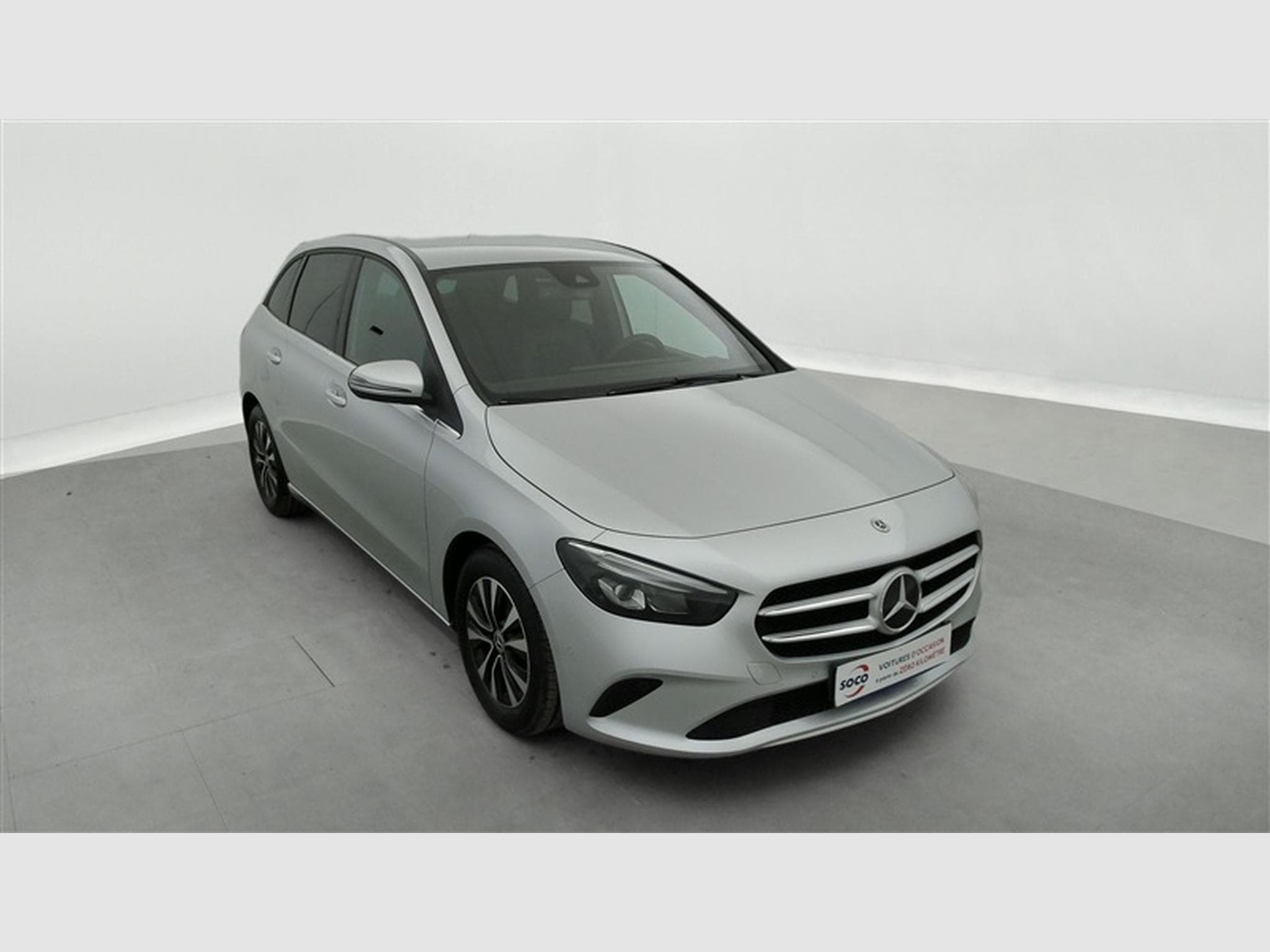 Mercedes B 180 Business Line CAM/CARPLAY/Attache rem (2023) - Photo 22