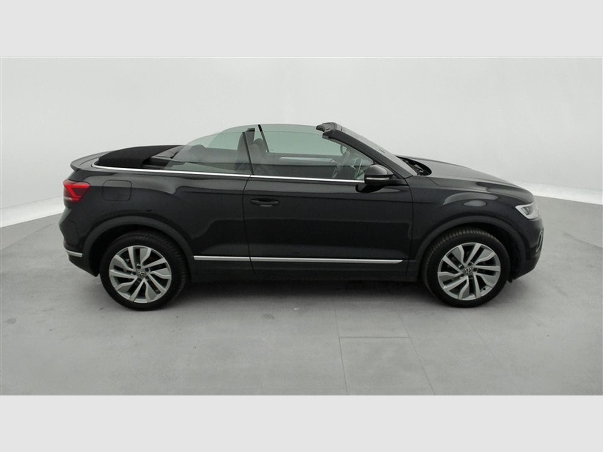 VW T-Roc 1.5 TSI ACT Style OPF DSG (2023) - Photo 25