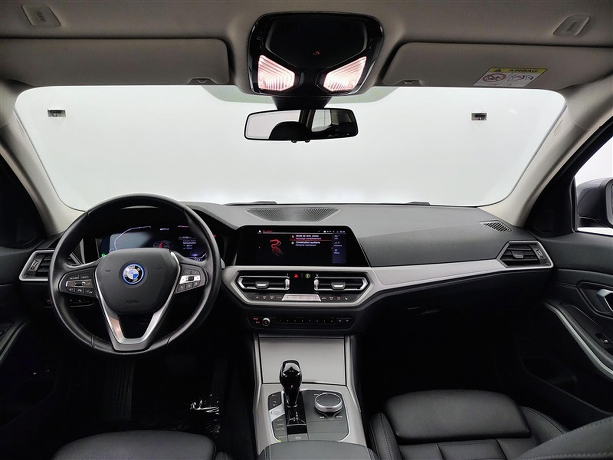 BMW 320 eA PHEV Cuir / Navi Cockpit / Led (2022) - Photo 8