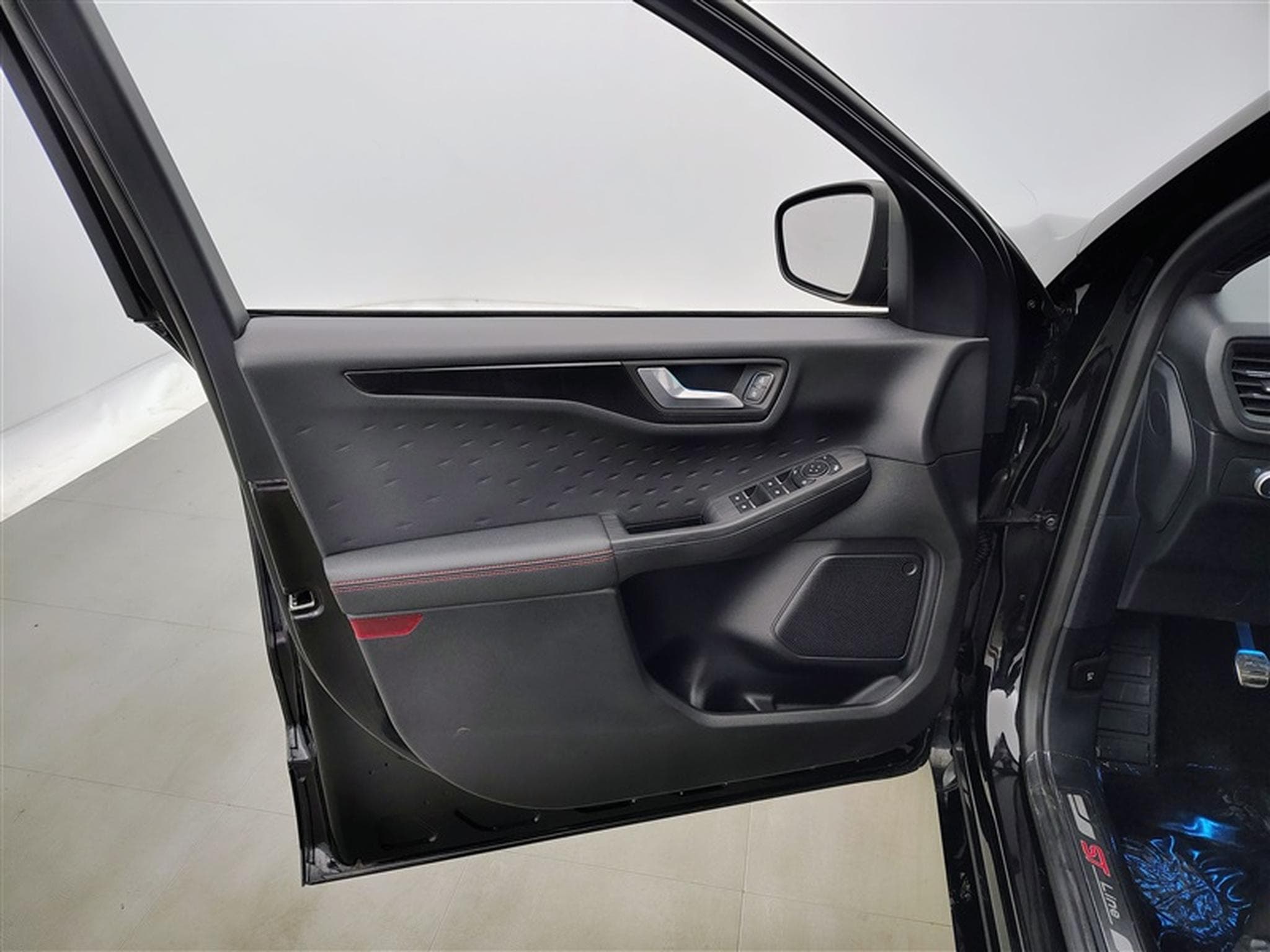 Ford Kuga 1.5 EcoBoost ST-Line *NAVI/FULL LED/CARPLAY/PDC AV ARR/JA18* (2021) - Photo 17