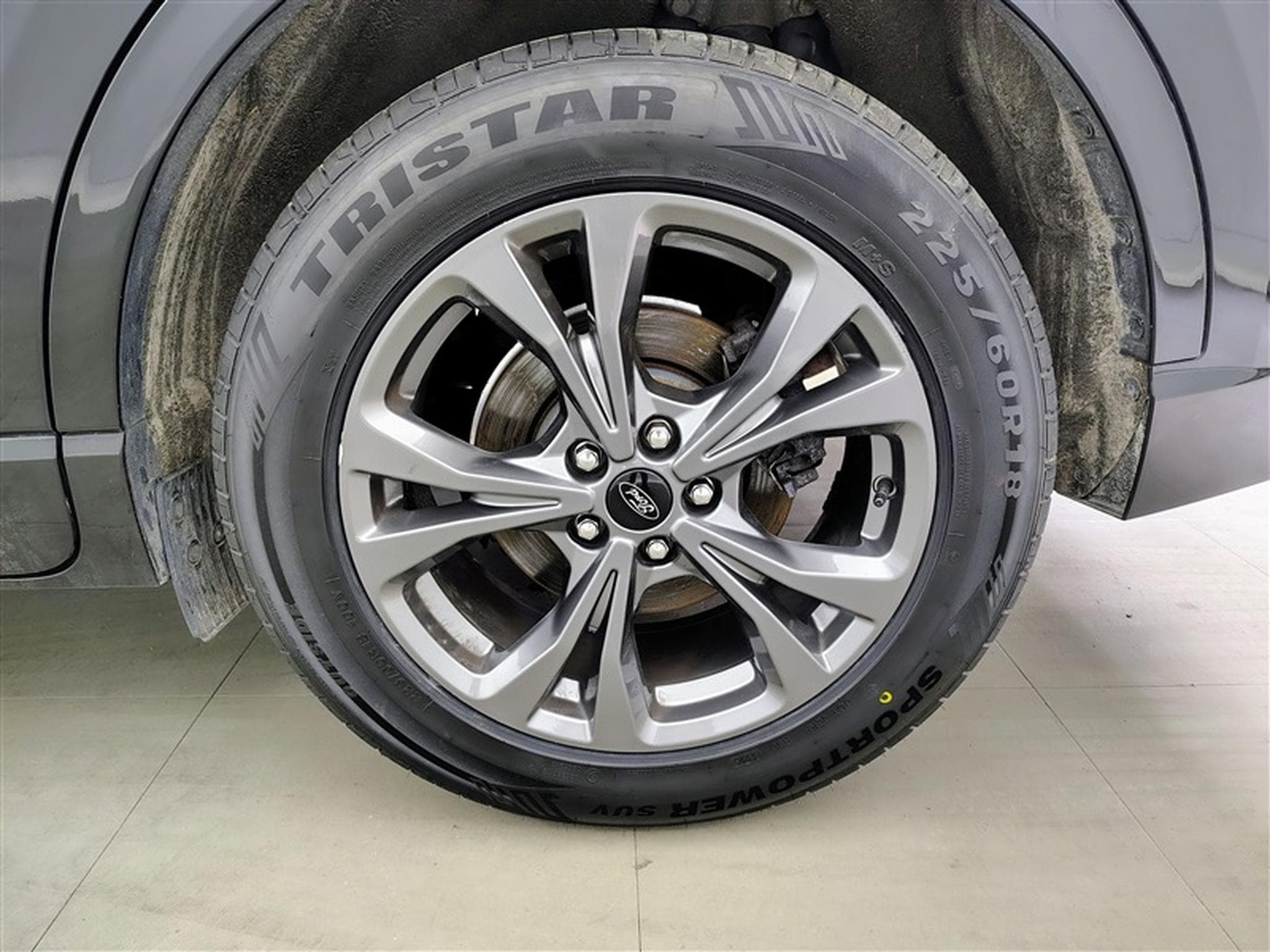 Ford Kuga 1.5 EcoBoost ST-Line *NAVI/FULL LED/CARPLAY/PDC AV ARR/JA18* (2021) - Photo 6
