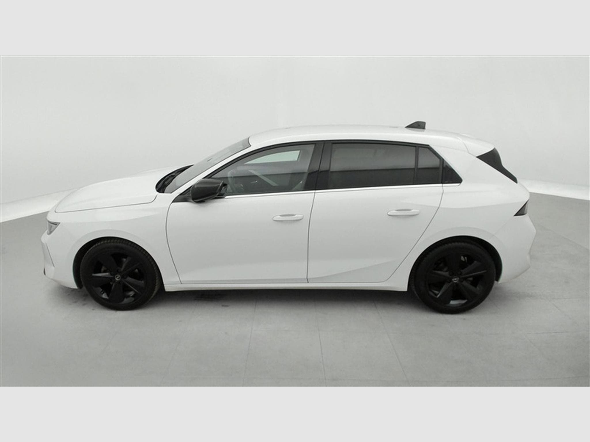 Opel Astra 1.2 Turbo Edition S/S (EU6.4) (2023) - Photo 3