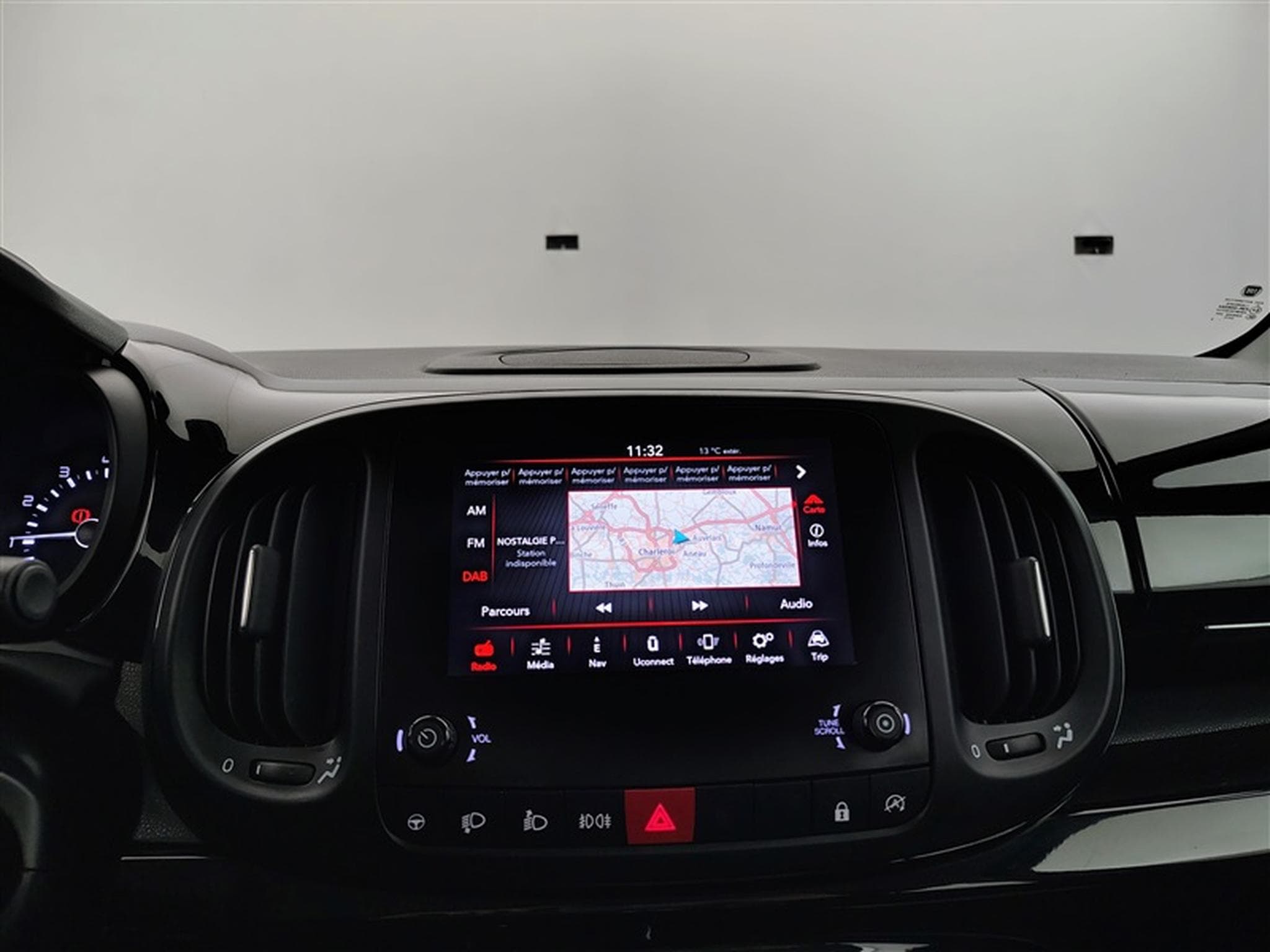 Fiat 500L 1.4i 120TH/S-CUIR/NAVI/JA16/PDC (2020) - Photo 11
