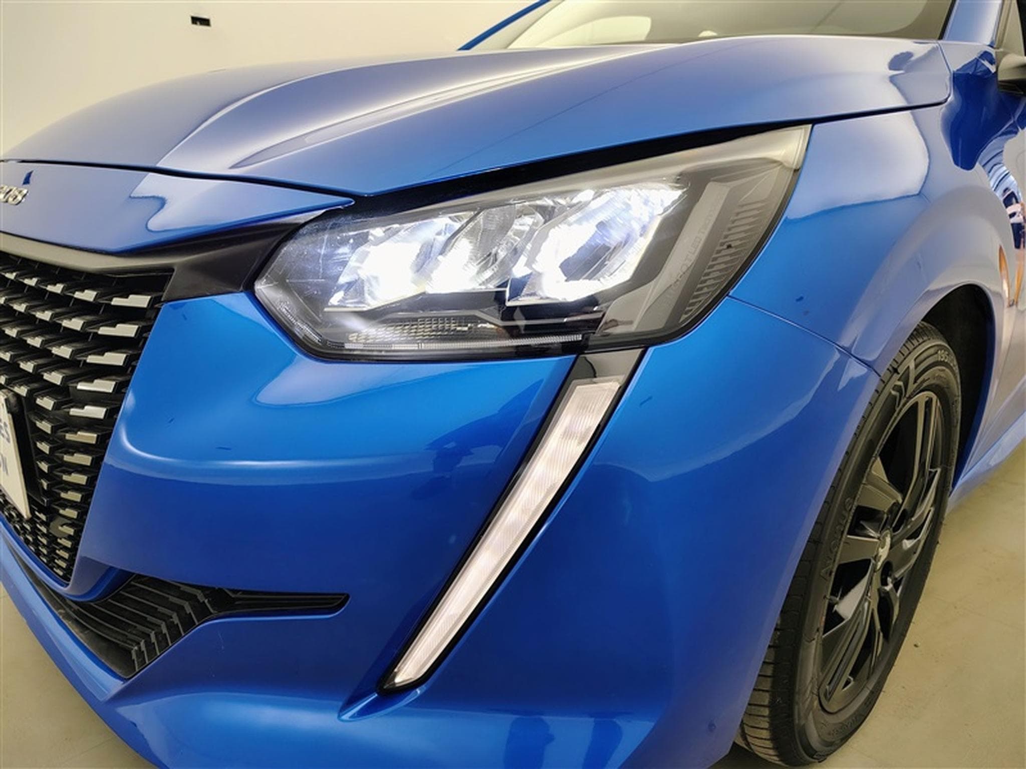 Peugeot 208 1.2i PureTech Allure Pack (EU6.4) (2023) - Foto 15