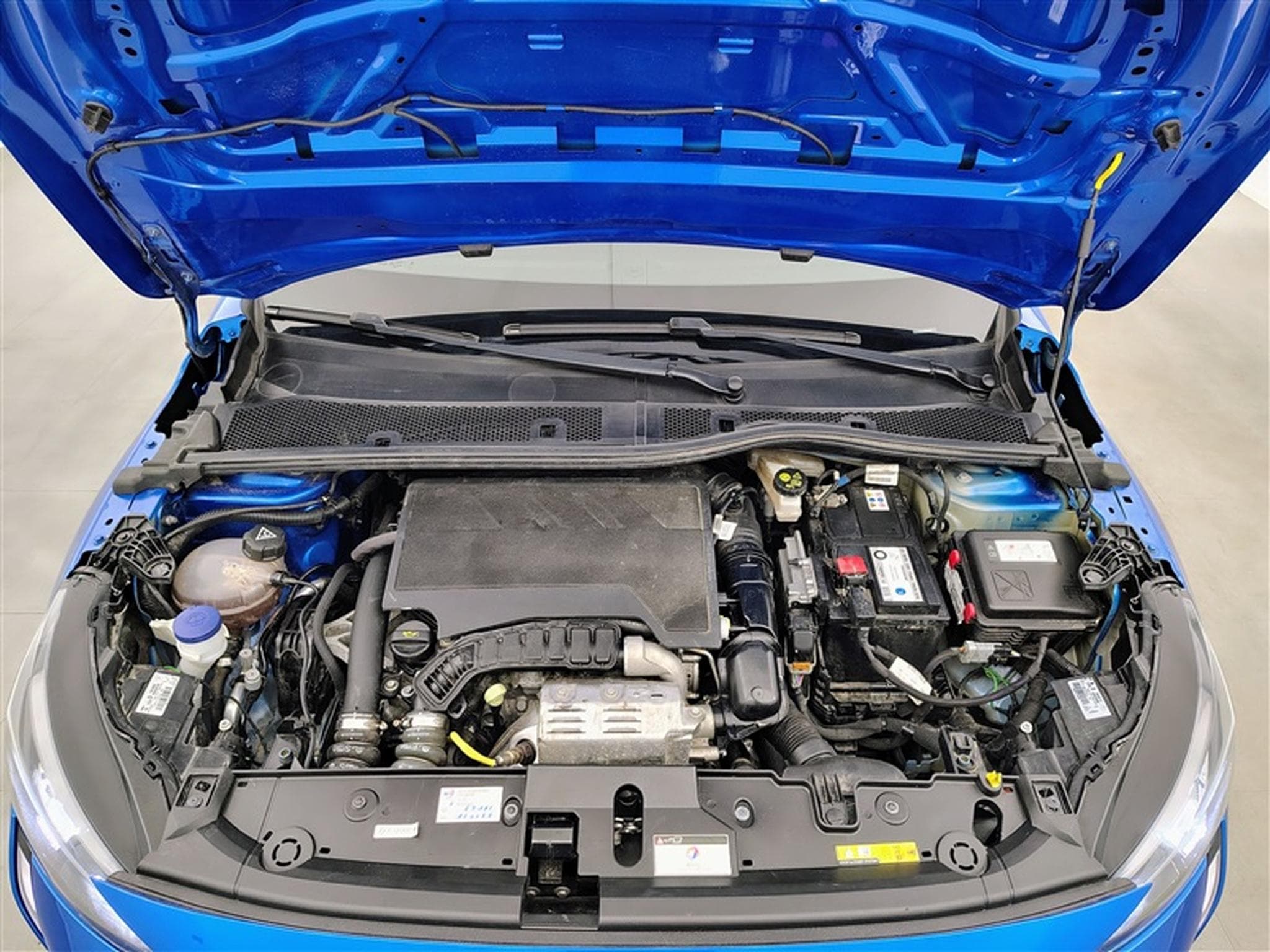 Peugeot 208 1.2i PureTech Allure Pack (EU6.4) (2023) - Foto 19