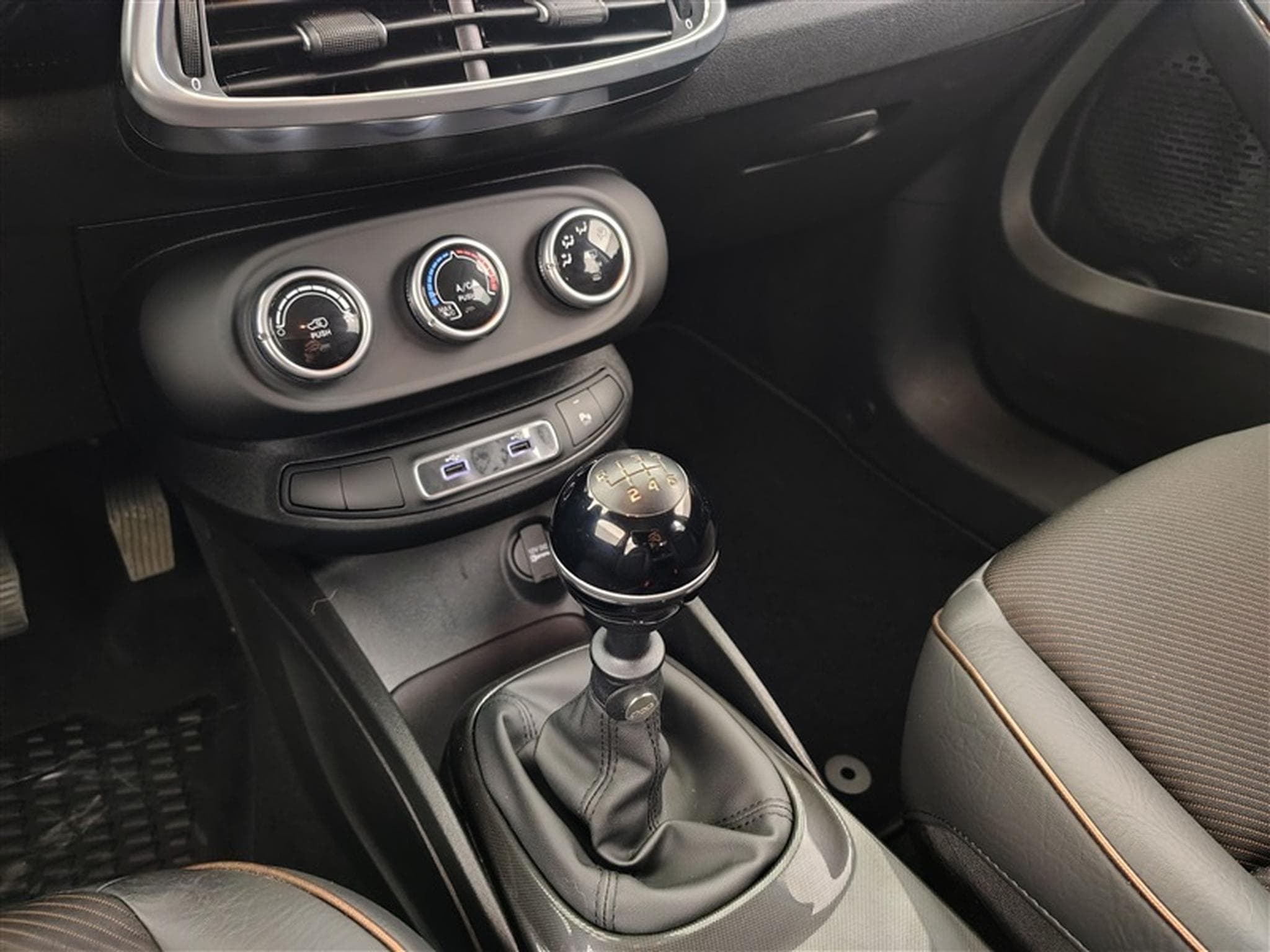 Fiat 500X 1.0 FireFly T3 Lounge U Connect Navi / PDC (2021) - Foto 12