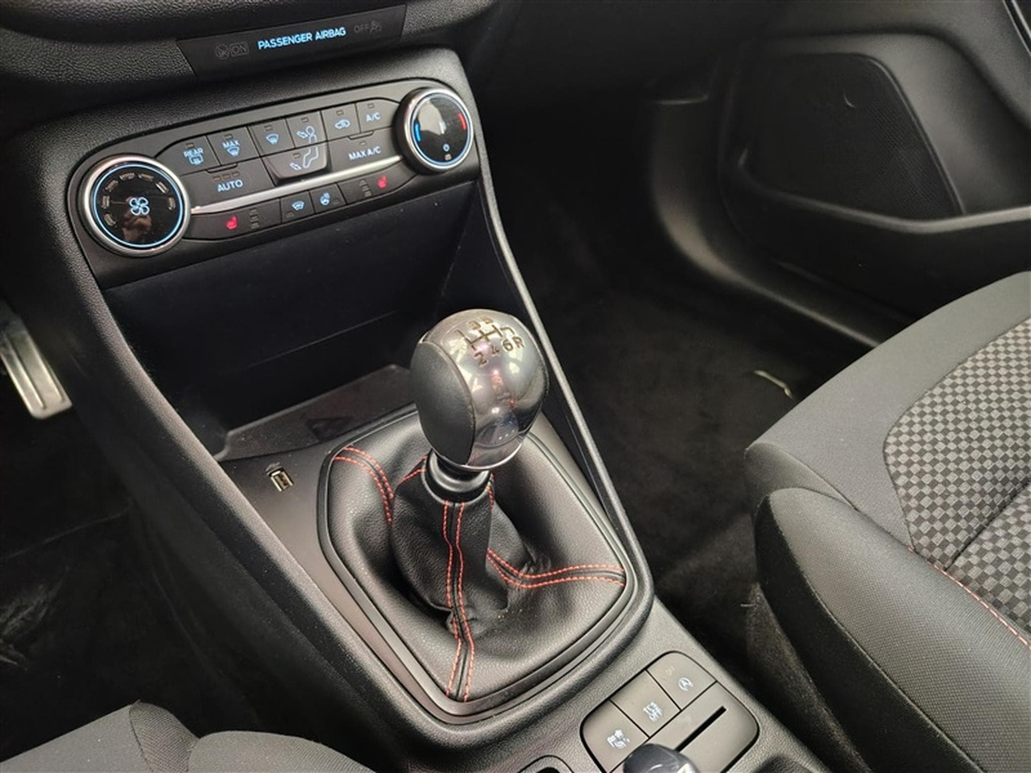 Ford Fiesta 1.0 EcoBoost MHEV 125cv ST-Line CARPLAY / FULL LED / JA 17" (2021) - Foto 12