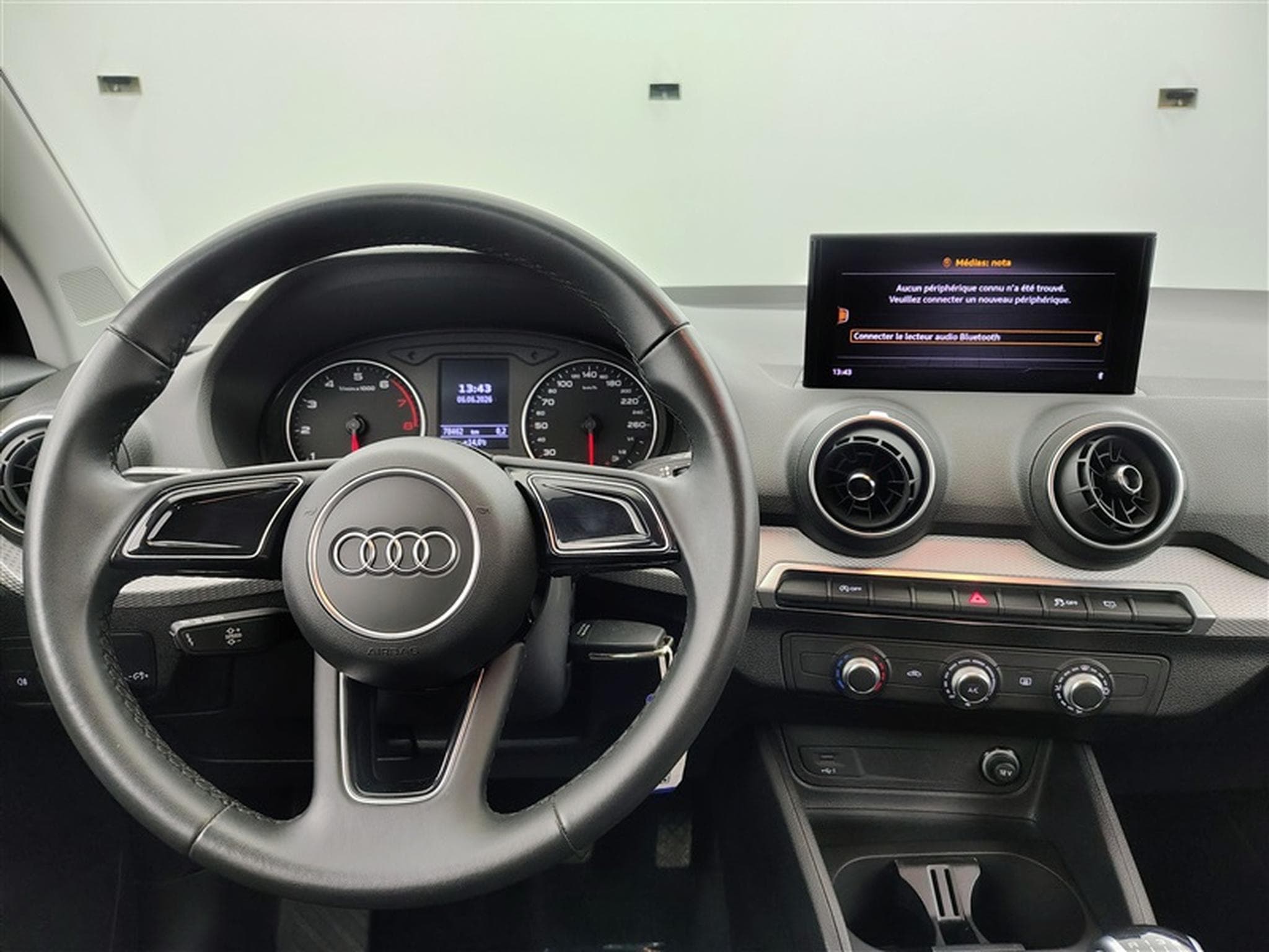 Audi Q2 30 TFSI Advanced (2022) - Foto 9