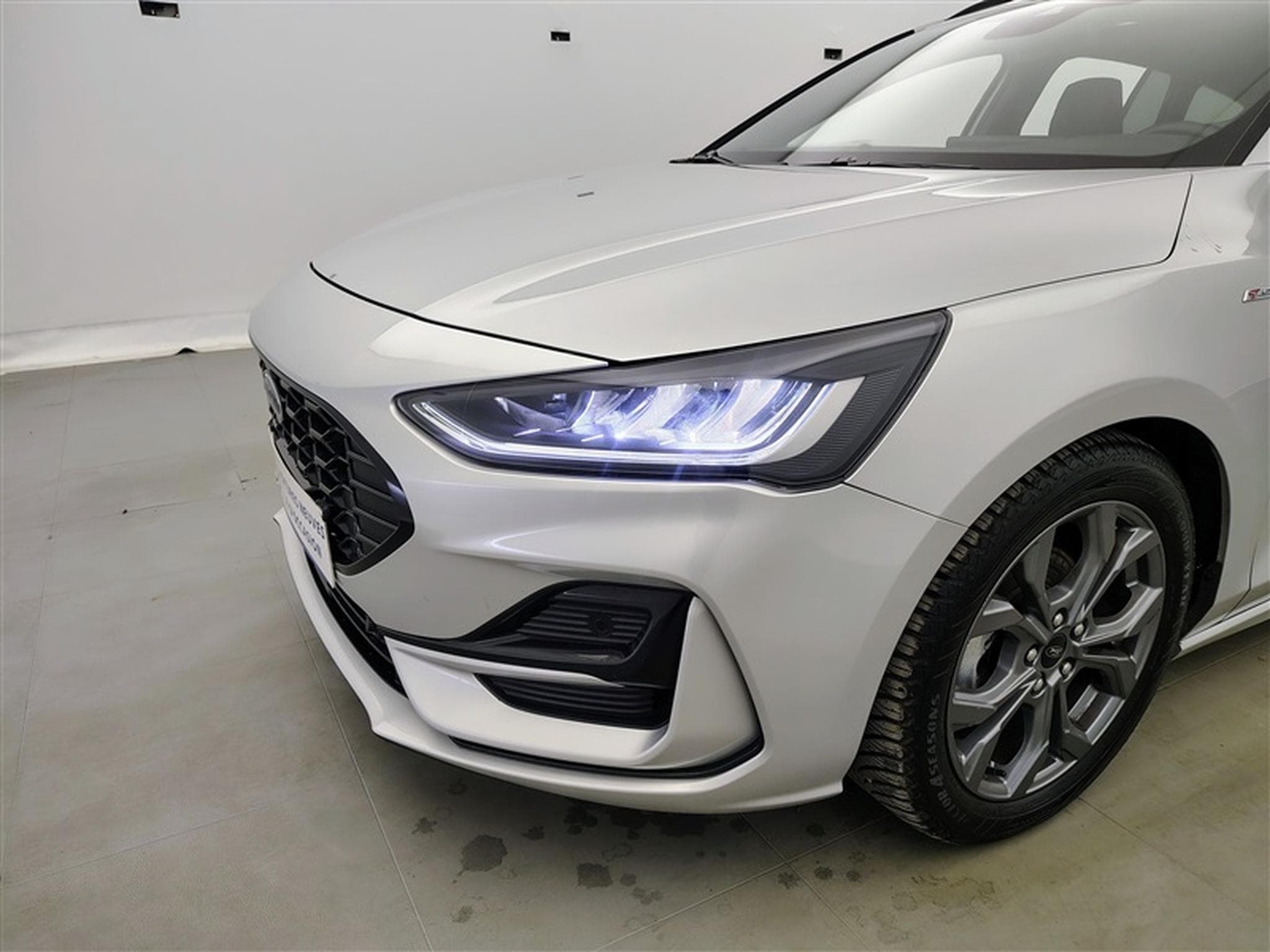 Ford Focus SW 1.5 EcoBlue 115cv PowerShift ST-Line NAVI / FULL LED (2025) - Foto 14
