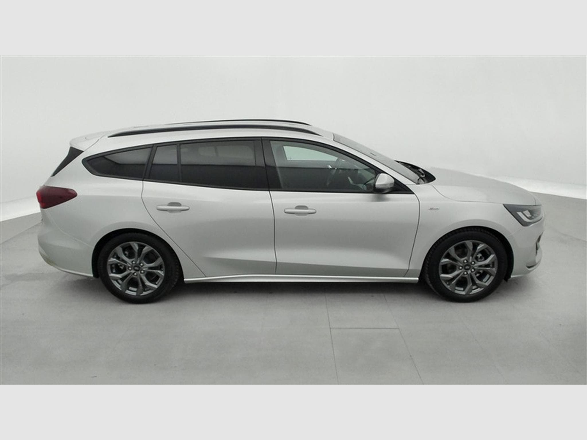 Ford Focus SW 1.5 EcoBlue 115cv PowerShift ST-Line NAVI / FULL LED (2025) - Foto 23
