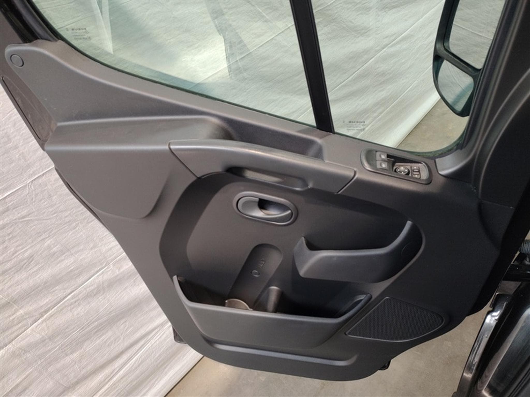 Nissan Interstar 2.3 DCI L2H2 N-Connecta **CAM/NAVI/CLIM** (2023) - Foto 16